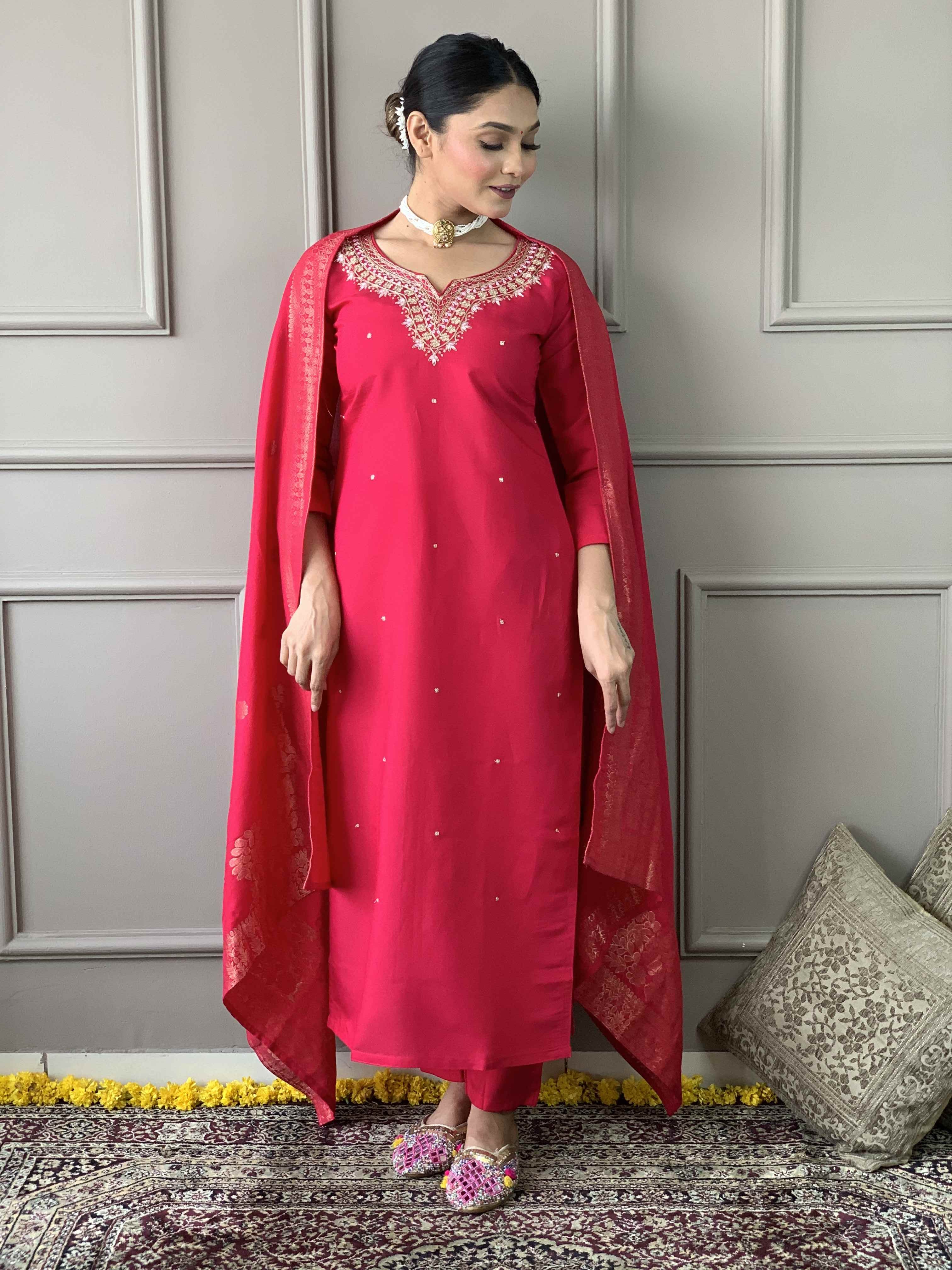 Festive Pink Embroidered Chanderi Kurta Set with Stylish Nylon Jacquard Dupatta