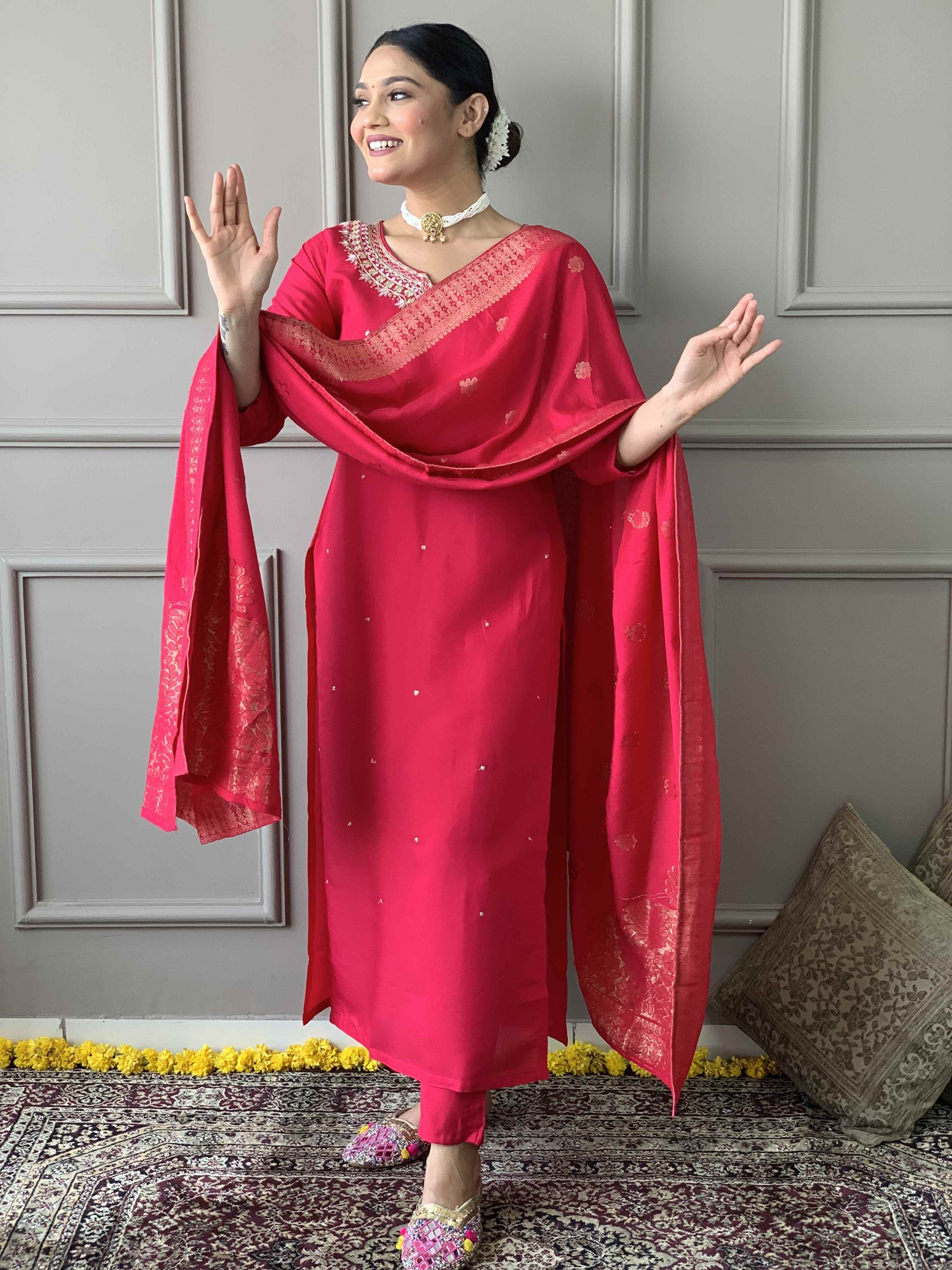 Festive Pink Embroidered Chanderi Kurta Set with Stylish Nylon Jacquard Dupatta