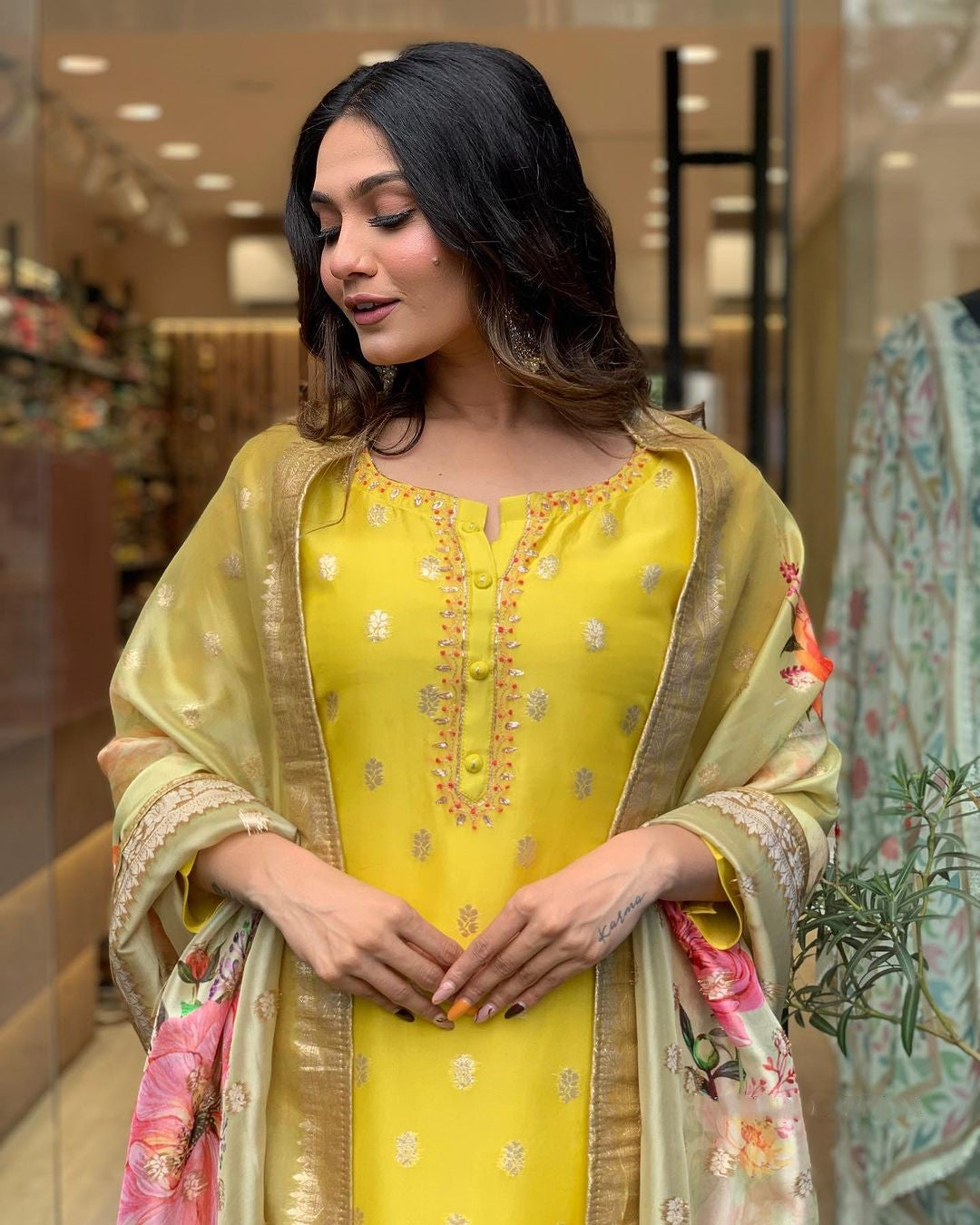 Women's Yellow Viscose Organza Jacquard Embroidered Kurta Set with Heavy Printed Jacquard Dupatta