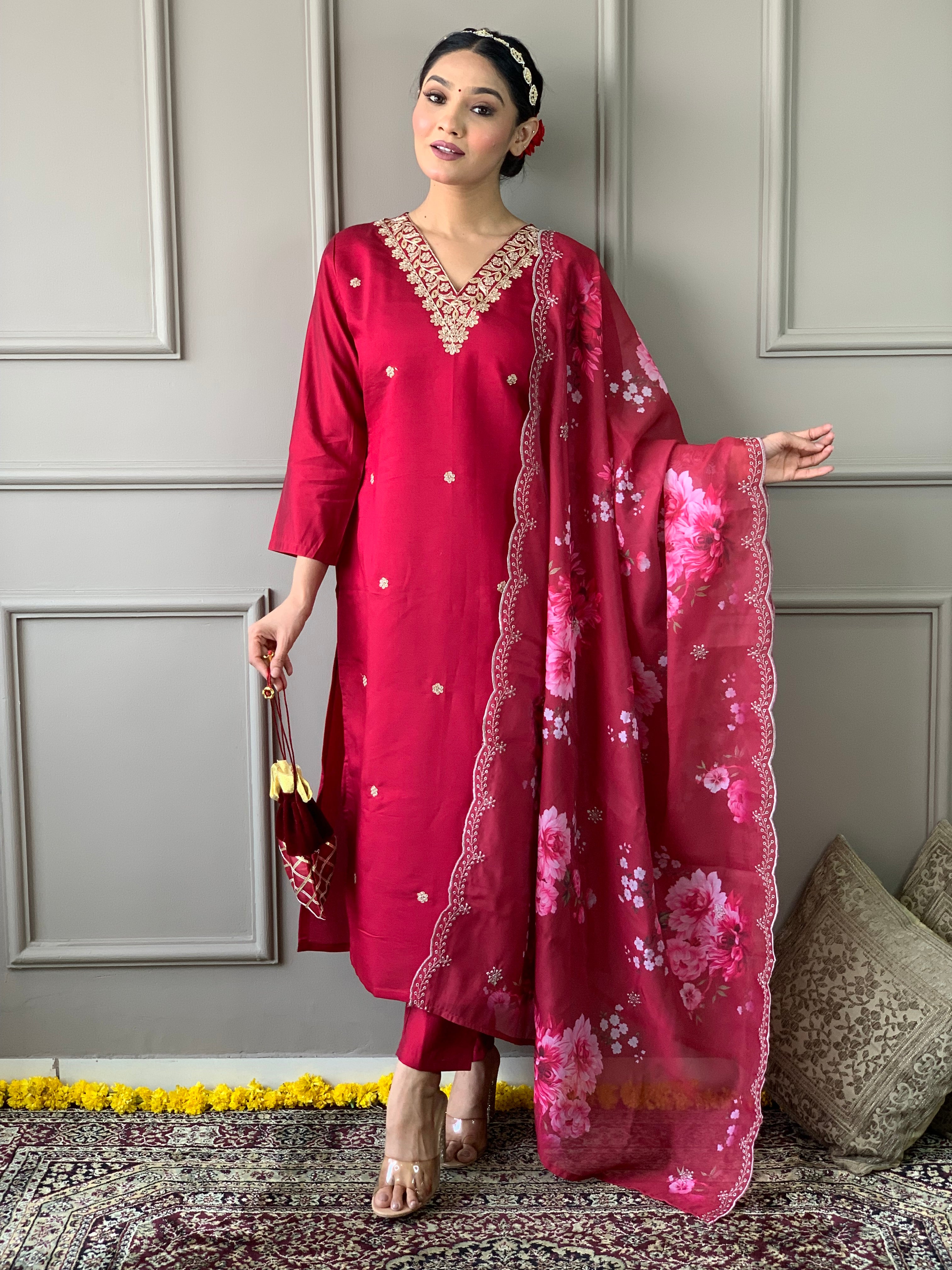 Women's Pink Viscose Chanderi Embroidered Kurta Set with Nylon Taby Embroidered Dupatta
