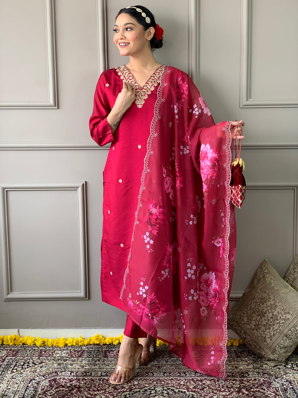 Women's Pink Viscose Chanderi Embroidered Kurta Set with Nylon Taby Embroidered Dupatta