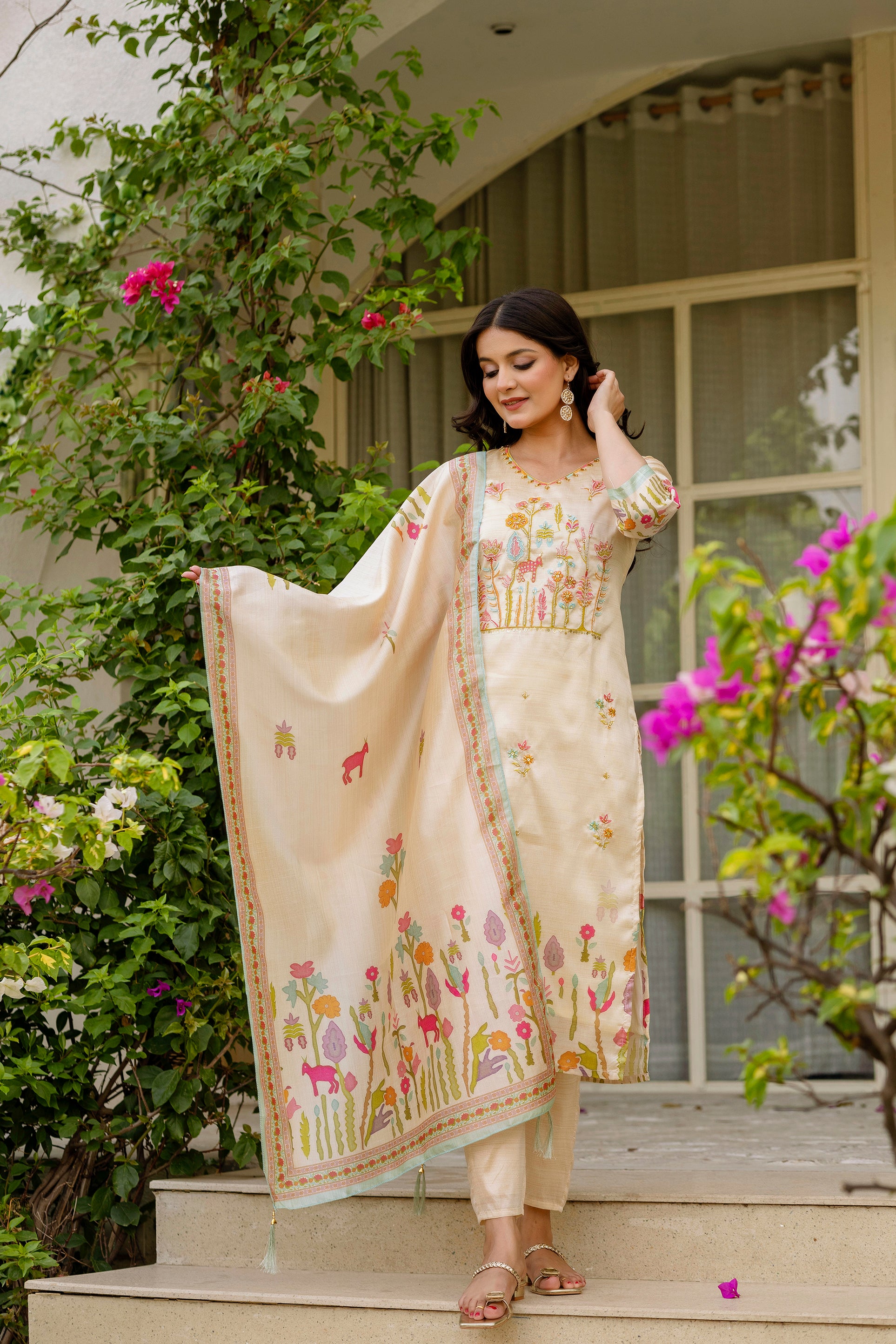 Women’s Cream Ethnic Viscose Assam Silk Kurta Set with Embroidery Work
