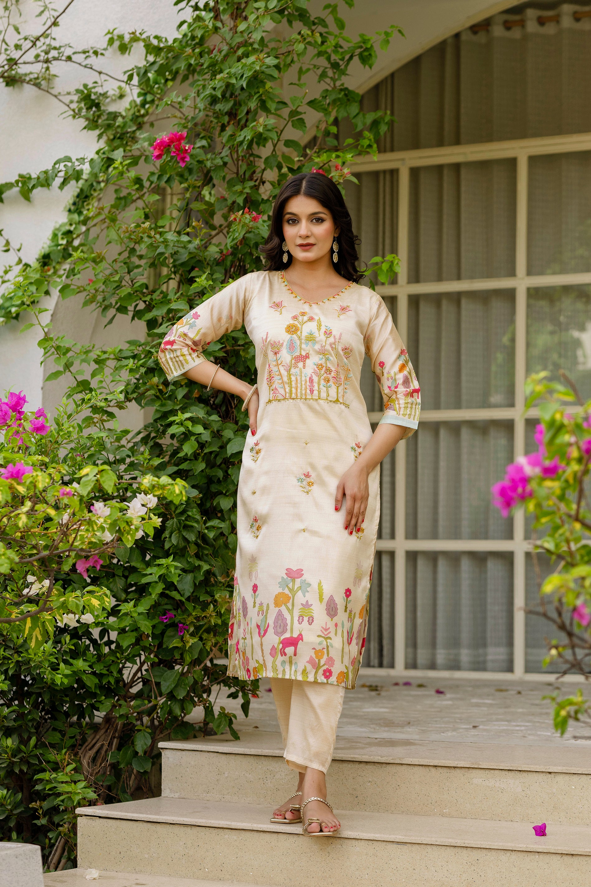 Women’s Cream Ethnic Viscose Assam Silk Kurta Set with Embroidery Work
