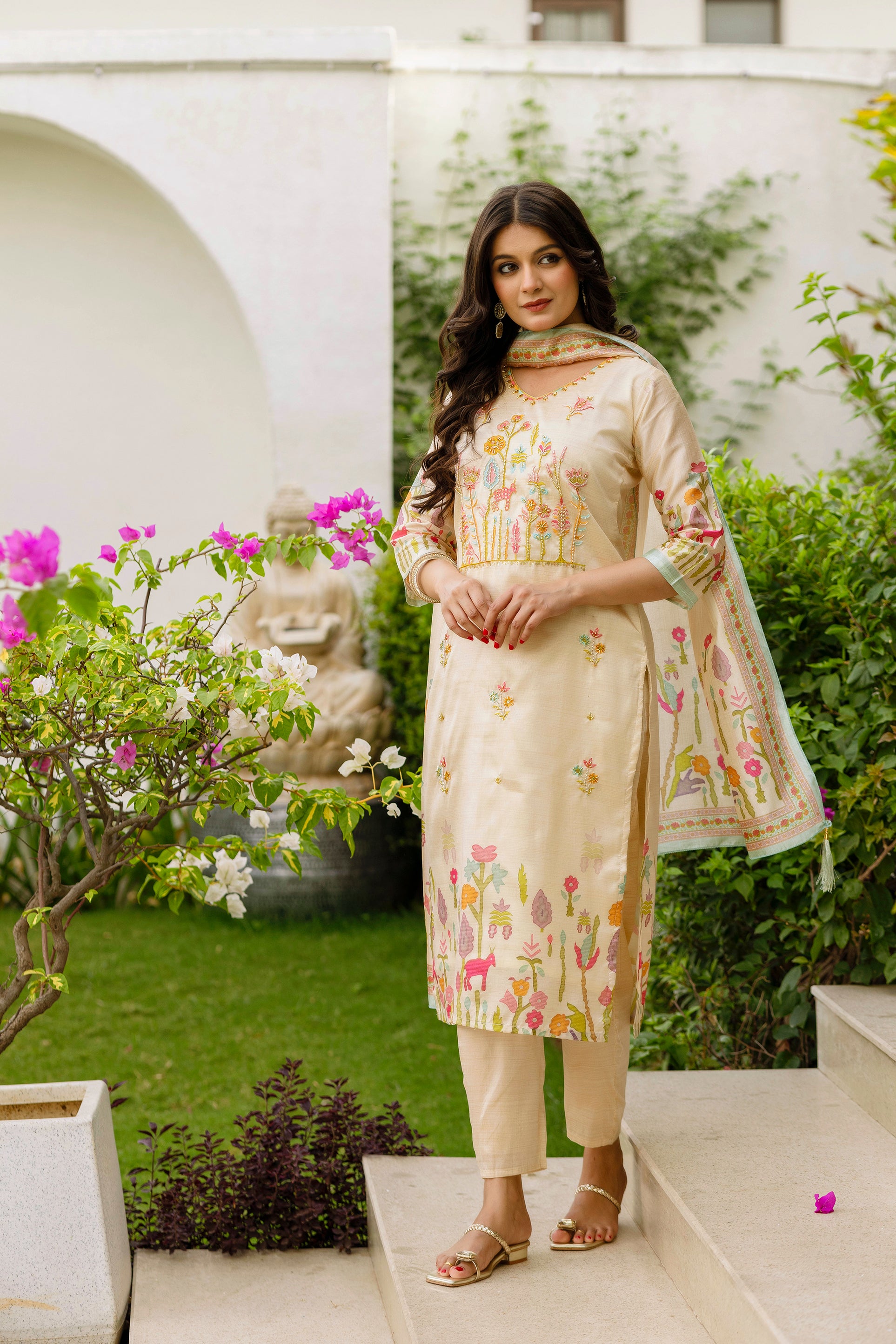 Women’s Cream Ethnic Viscose Assam Silk Kurta Set with Embroidery Work