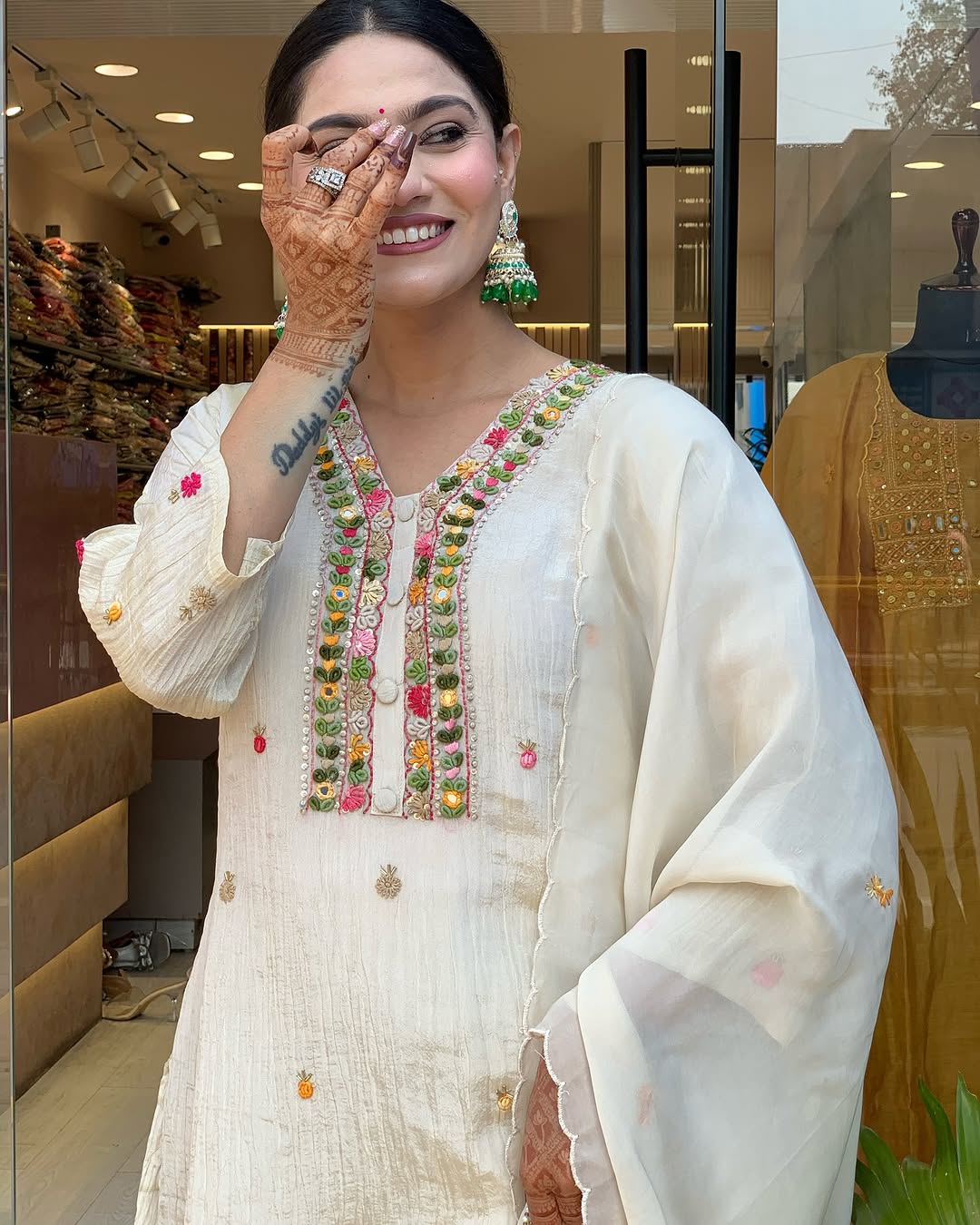 Chinon White Fabric Embroidered Kurta Set with Dupatta – Women’s Ethnic Wear