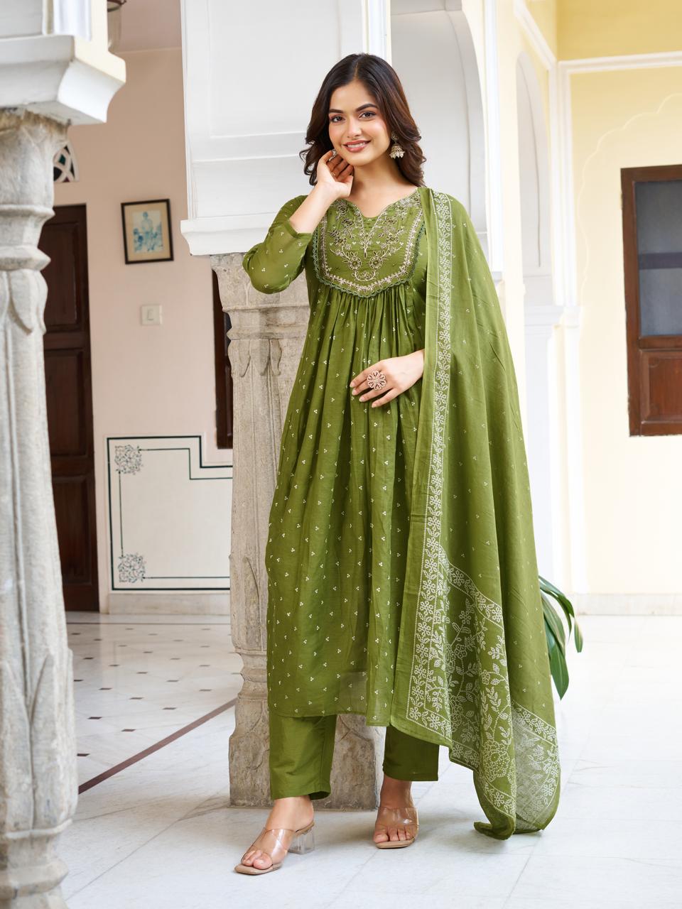 Women’s Green Pure Cotton Embroidered Kurta Set with Plain Bottom & Printed Dupatta