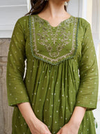 Women’s Green Pure Cotton Embroidered Kurta Set with Plain Bottom & Printed Dupatta