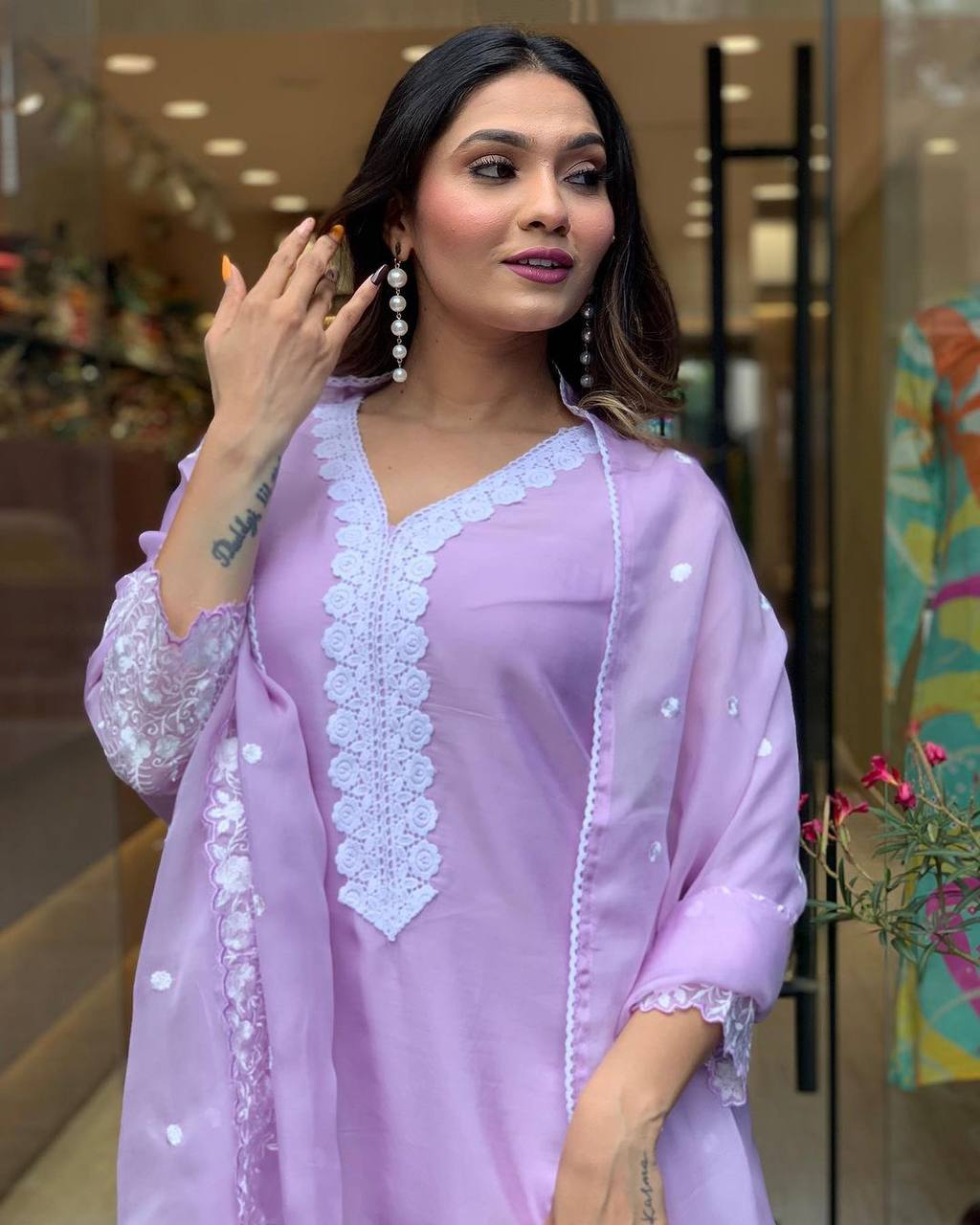 Women’s Lavender Embroidered Pure Russian Silk Kurta Set – Luxe Ethnic Wear