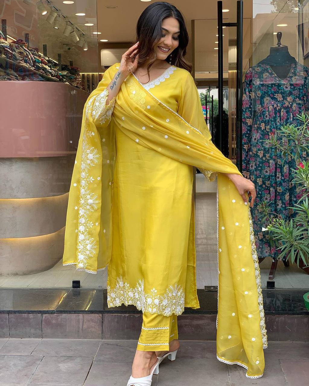 Women’s Yellow Lavender Embroidered Pure Russian Silk Kurta Set – Luxe Ethnic Wear
