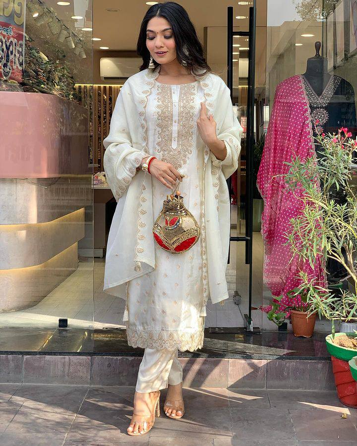Women’s White Viscose Jacquard Embroidered Kurta Set with Rayon Bottom & Chanderi Embroidered Dupatta