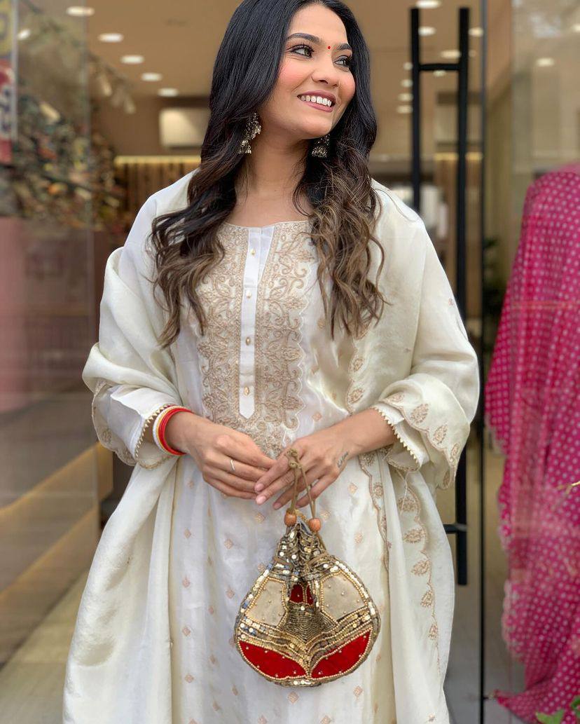 Women’s White Viscose Jacquard Embroidered Kurta Set with Rayon Bottom & Chanderi Embroidered Dupatta