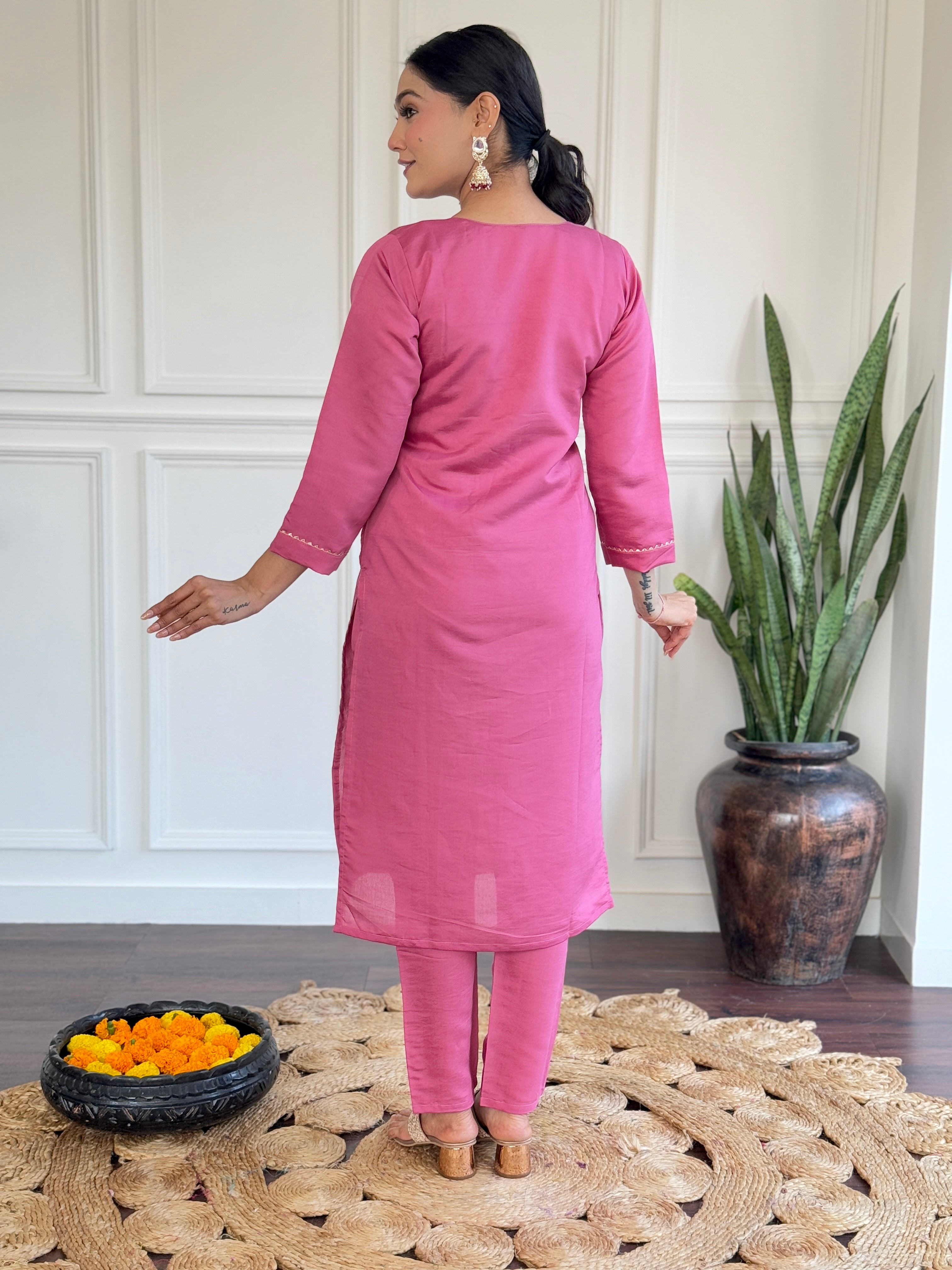 Women’s Pink Festive Wear Viscose Chanderi Kurta Set with Jacquard Butti Dupatta