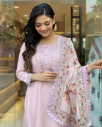 Women’s Baby Pink Ethnic Viscose Chanderi Lace-Work Kurta Set with Designer Dupatta