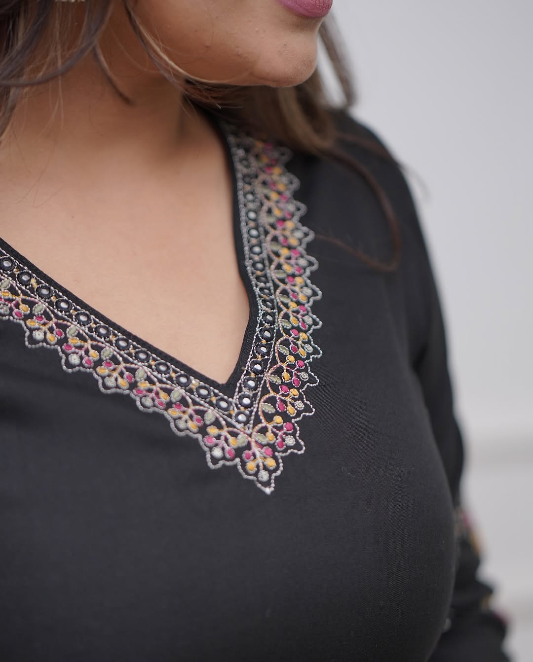 Women’s Black Viscose Silk Embroidered Kurta Set with Chinon Printed Dupatta