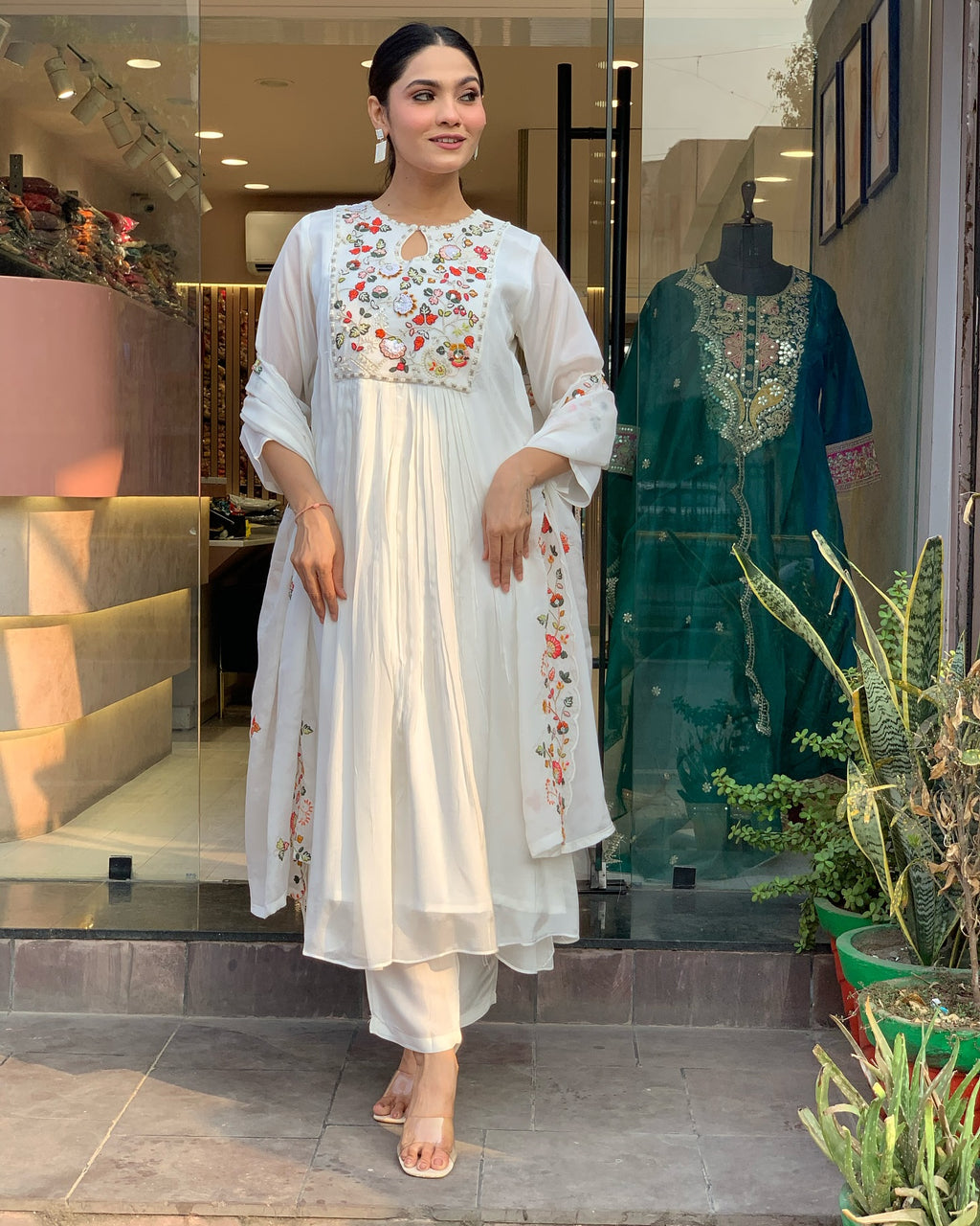 Women’s White Viscose Chinon Embroidered Kurta Set with Embroidered Chinon Dupatta