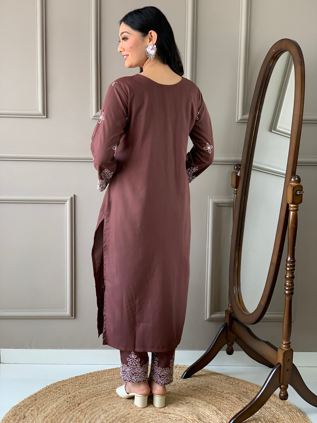 Women's Brown Slub Embroidered Kurta Set with Elegant Net Dupatta