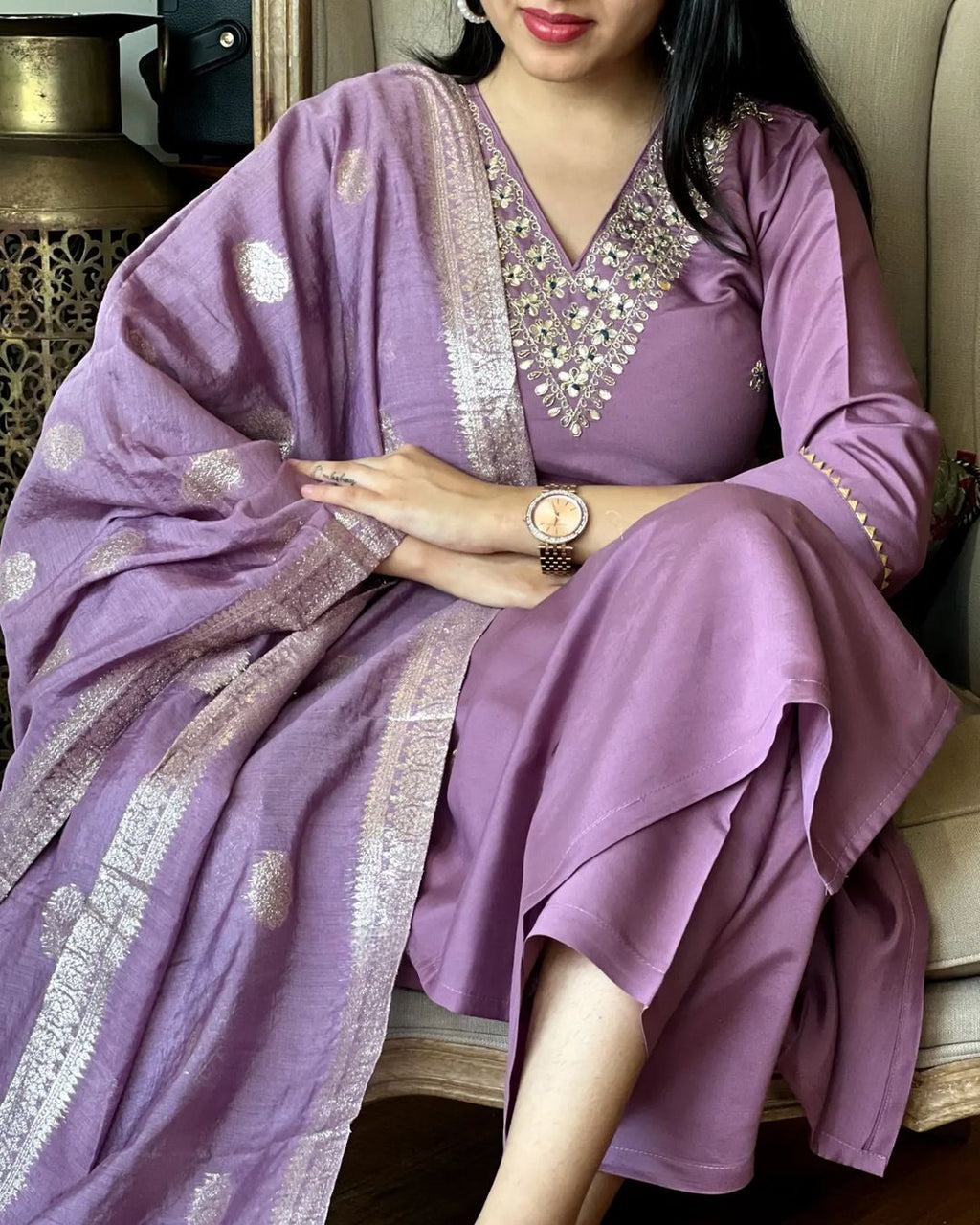 Women's Lavender Embroidered Chanderi Silk Kurta Set – Graceful & Festive