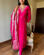 Women's Pink Embroidered Chanderi Silk Kurta Set – Graceful & Festive