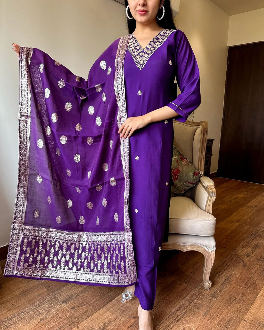 Women's Purple Embroidered Chanderi Silk Kurta Set – Graceful & Festive
