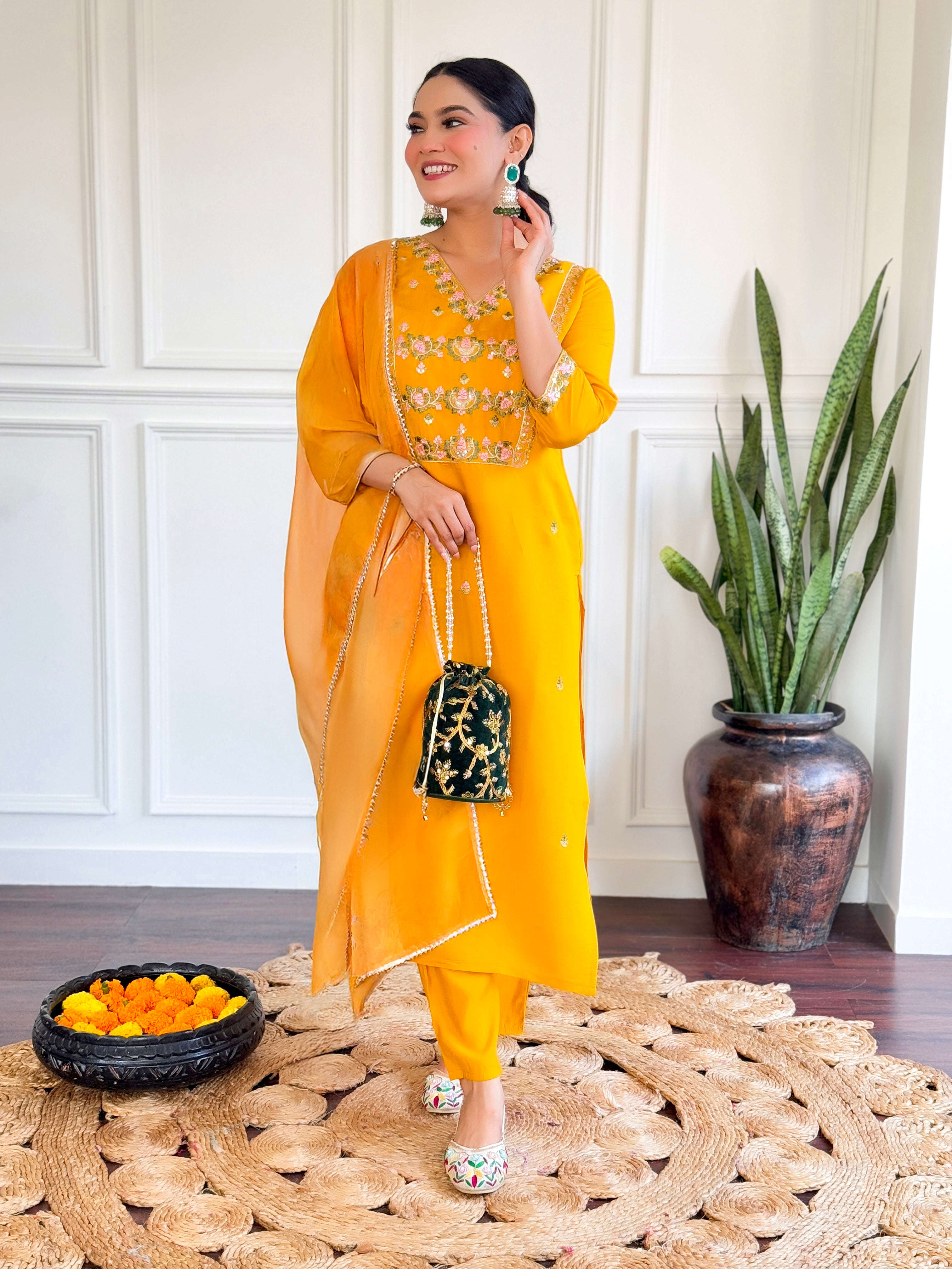 Women's Yellow Chanderi Silk Embroidery Kurta Set with Lace-Edged Teby Nylon Dupatta