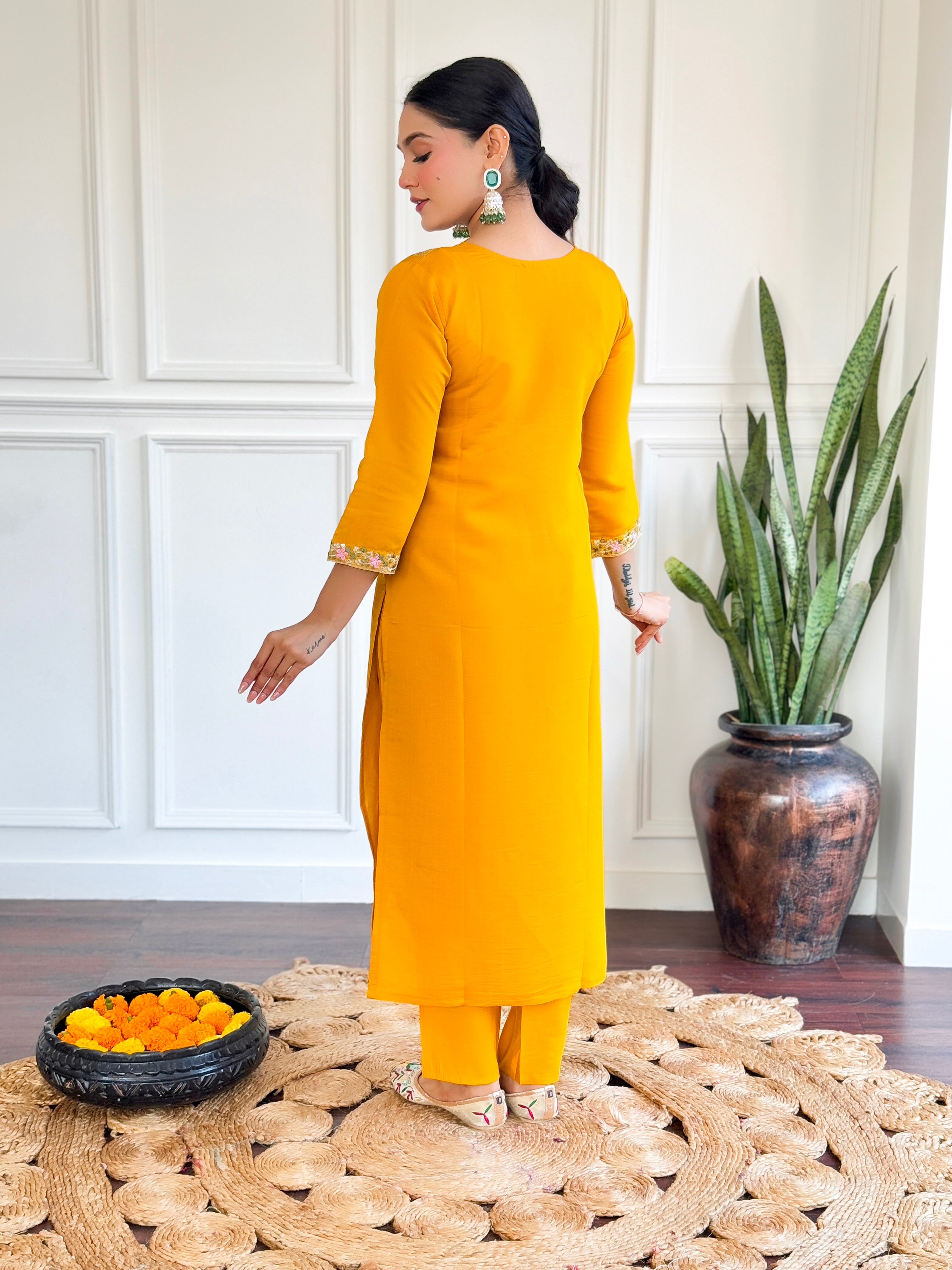 Women's Yellow Chanderi Silk Embroidery Kurta Set with Lace-Edged Teby Nylon Dupatta
