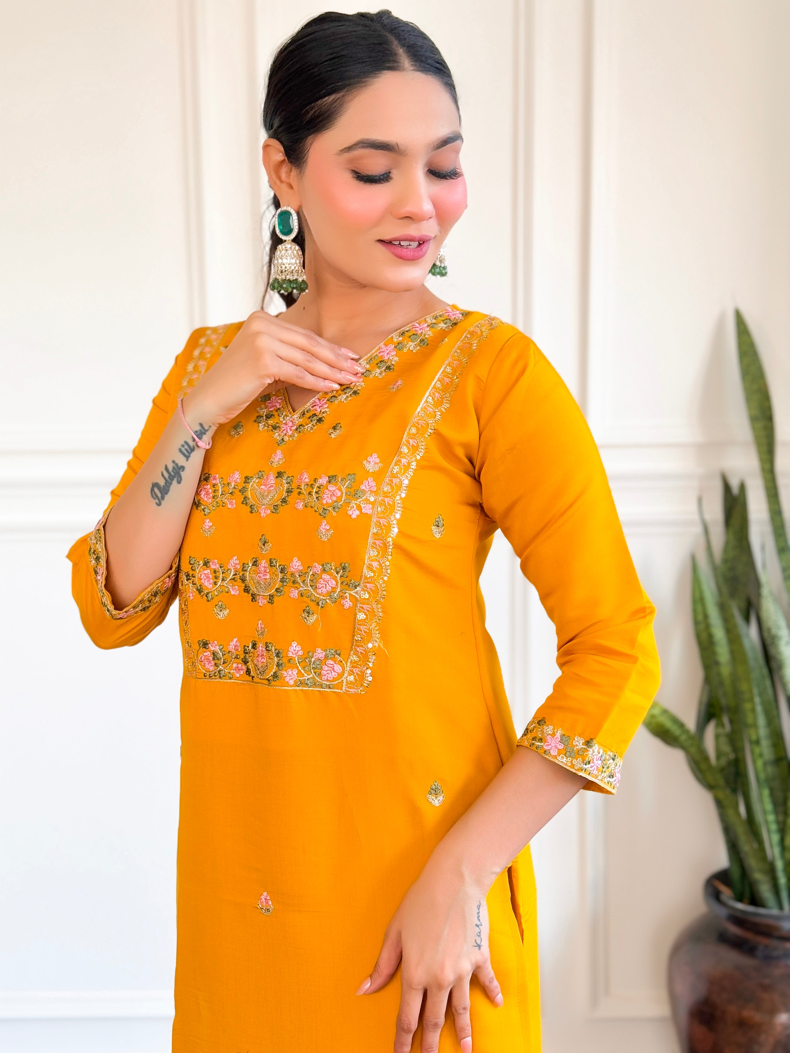 Women's Yellow Chanderi Silk Embroidery Kurta Set with Lace-Edged Teby Nylon Dupatta