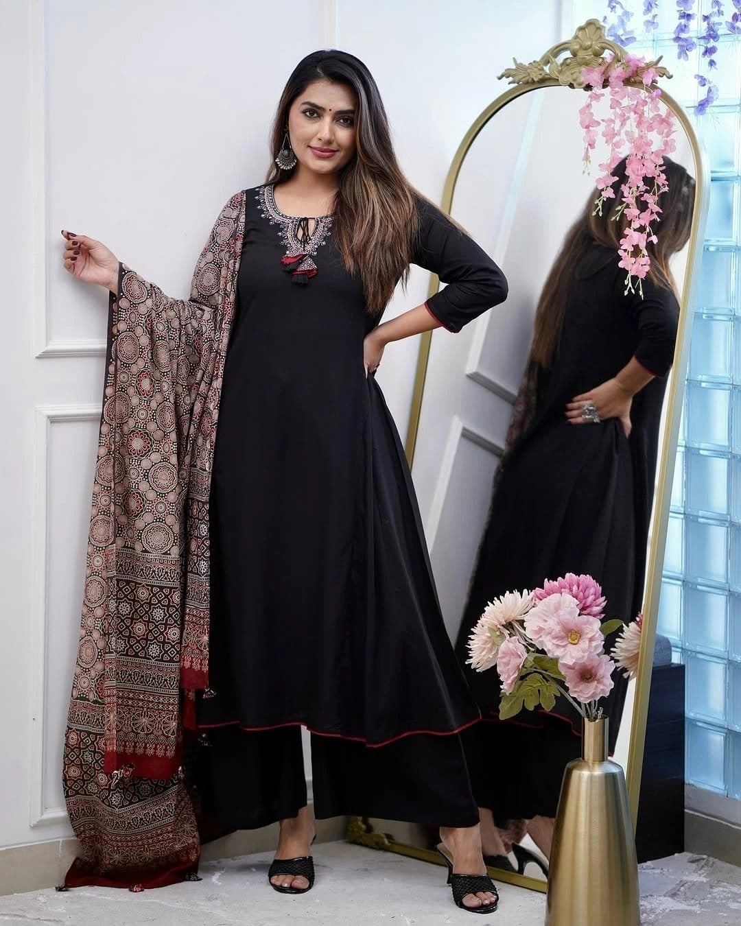 Women’s Black Viscose Embroidered Kurta Set with Printed Chanderi Dupatta
