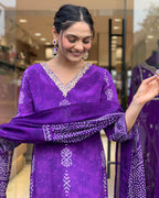 Traditional Bandhani Print Purple Cotton Kurta Set with Embroidered V-Neck & Straight Cut