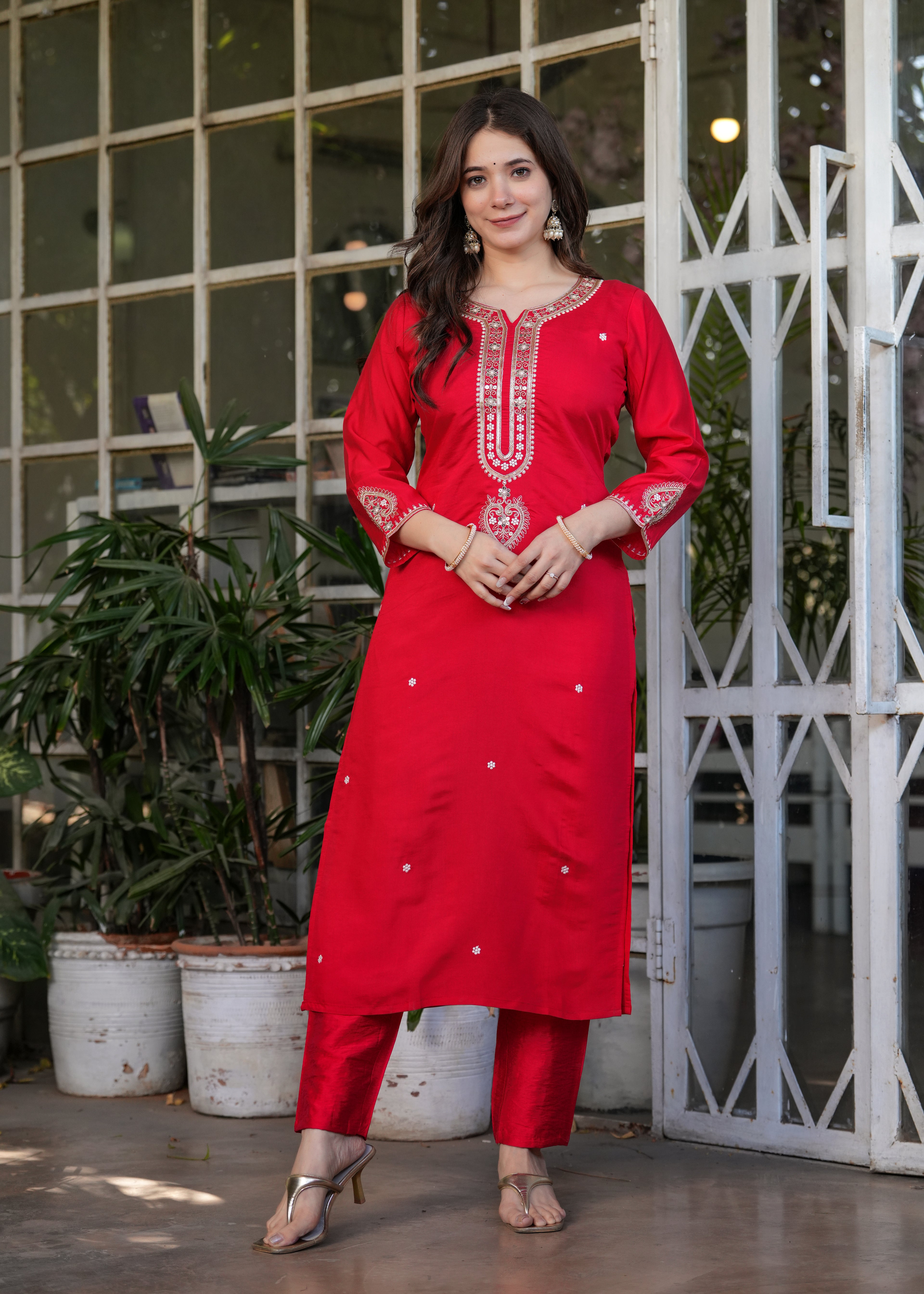 Women’s Red Traditional Embroidered Kurta Set with Dupatta – 3-Piece Viscose Chanderi Ethnic Outfit