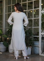 Women's White Embroidered Kurta Set with Dupatta, Floral Design, Long Sleeves,Fabric Viscose Reyon
