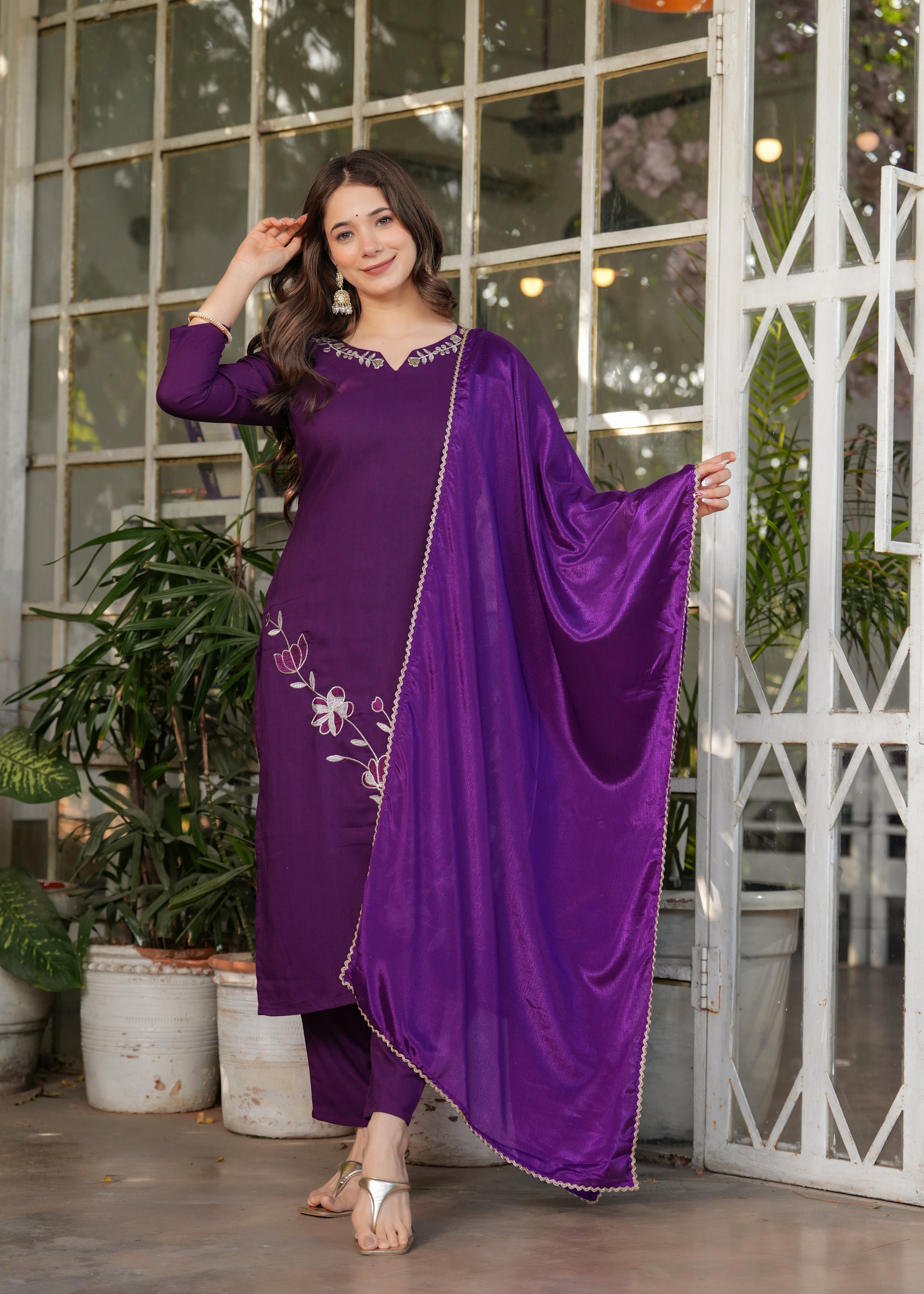 Women's Purple Embroidered Kurta Set with Dupatta, Floral Design, Long Sleeves,Fabric Viscose Reyon