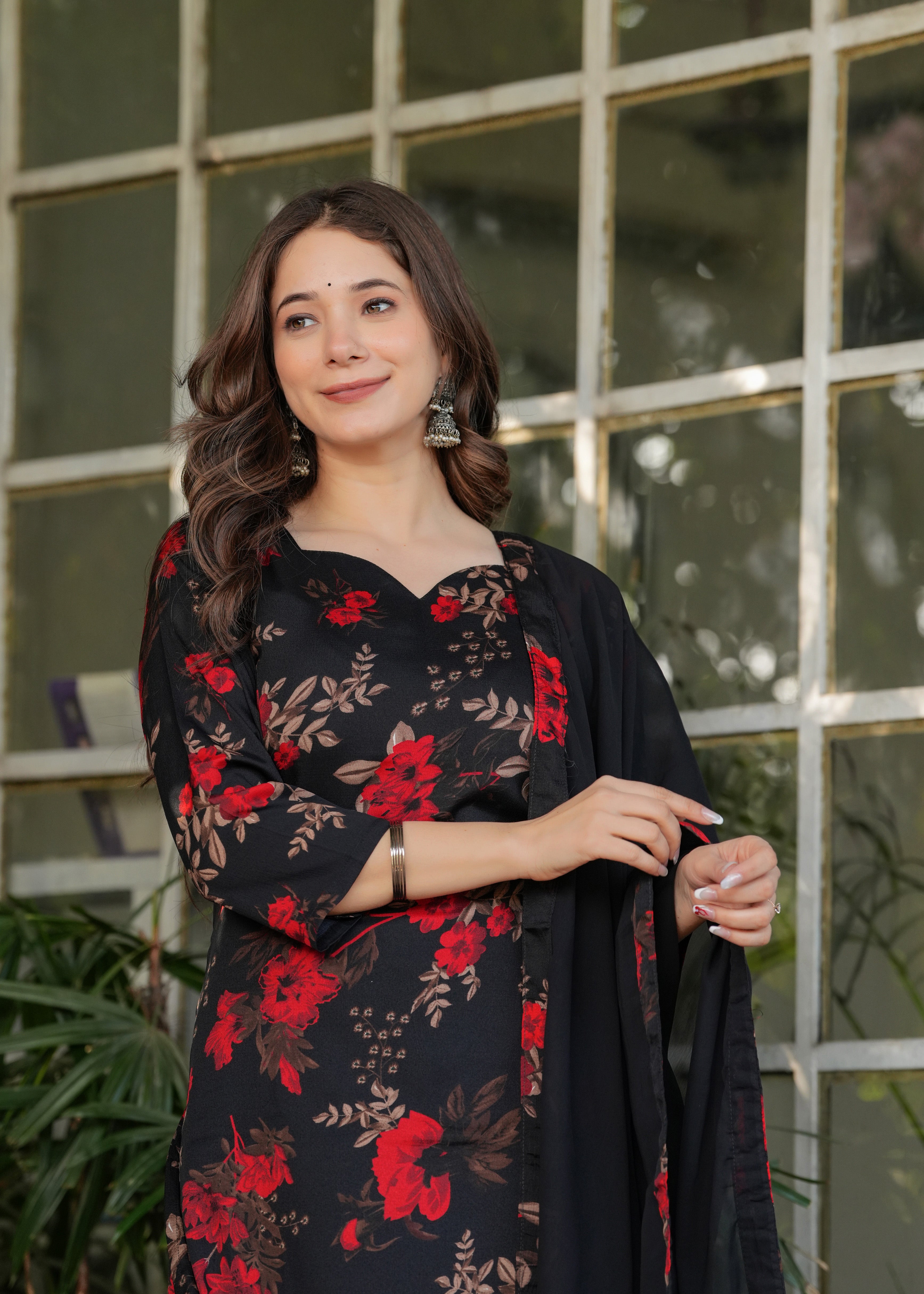 Women's Black  Floral Print Kurta Set with Dupatta, Black and Red, Traditional Indian Ethnic Wear