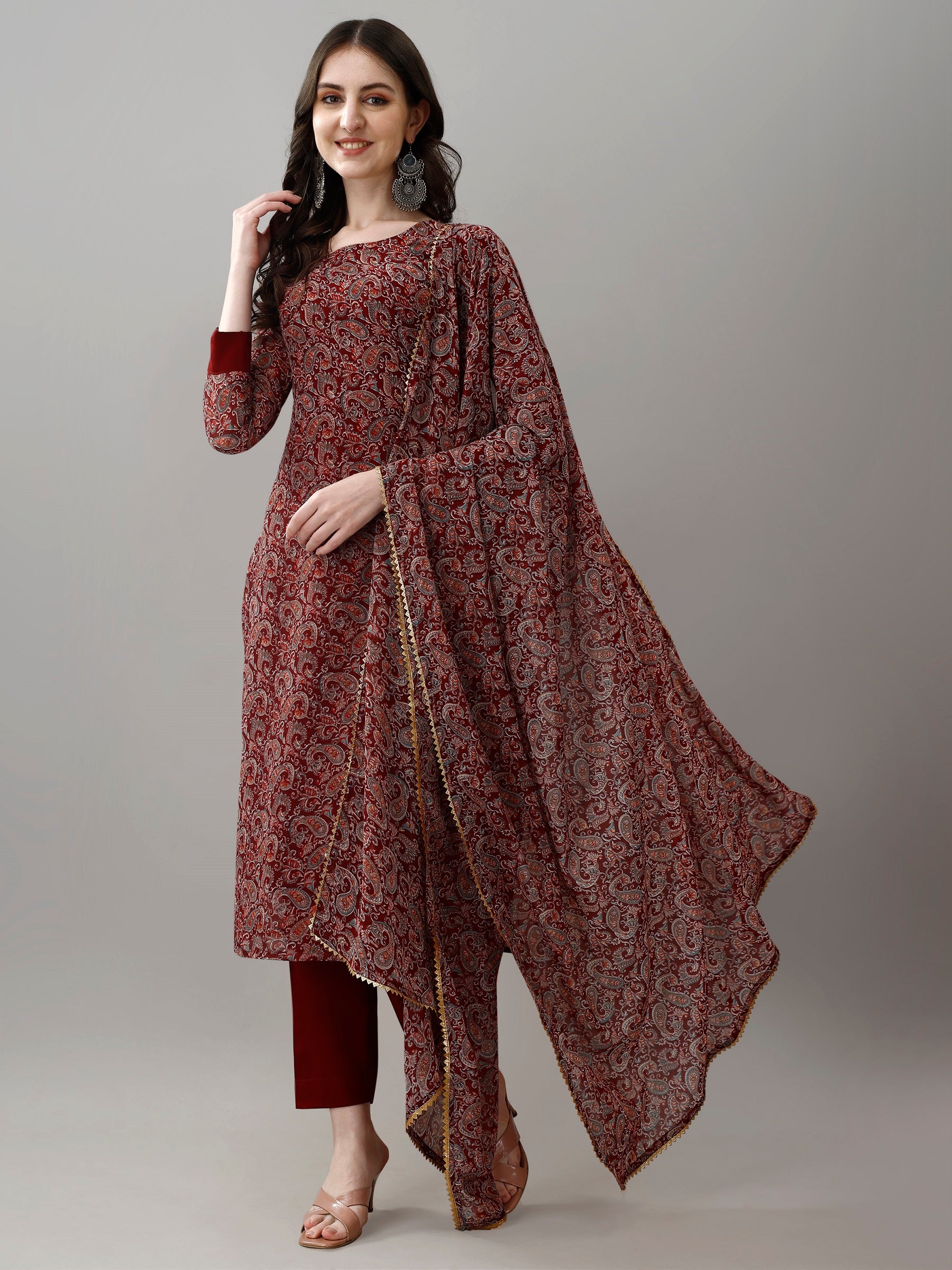 Women's Georgette Printed Kurta Set with Dupatta, Round Neck, Maroon, Regular Fit, 3/4 Sleeve