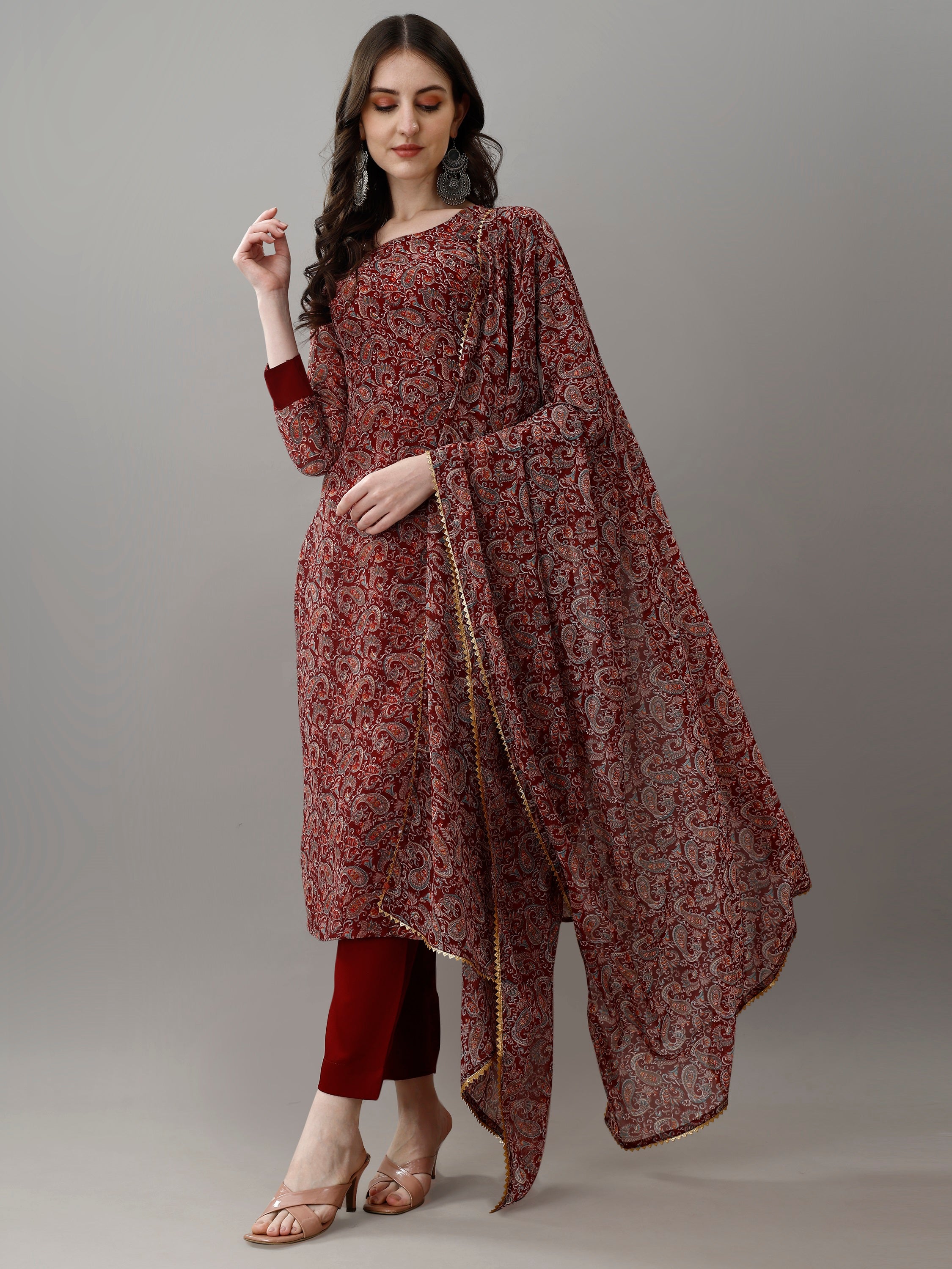 Women's Georgette Printed Kurta Set with Dupatta, Round Neck, Maroon, Regular Fit, 3/4 Sleeve