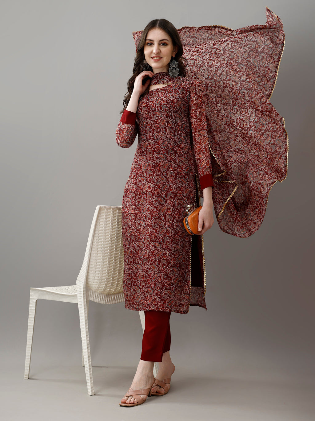 Women's Georgette Printed Kurta Set with Dupatta, Round Neck, Maroon, Regular Fit, 3/4 Sleeve