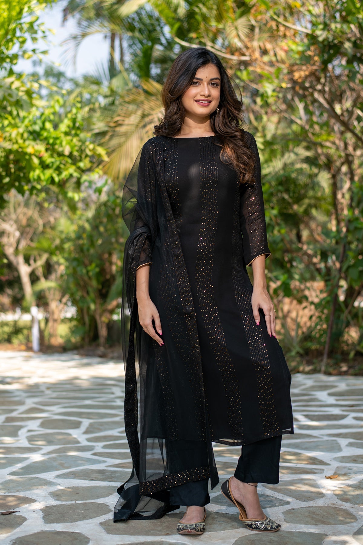 Women's  Black Georgette Kurta Set, Floral Applique Embroidered, Round Neck, 3/4 Sleeve, Regular
