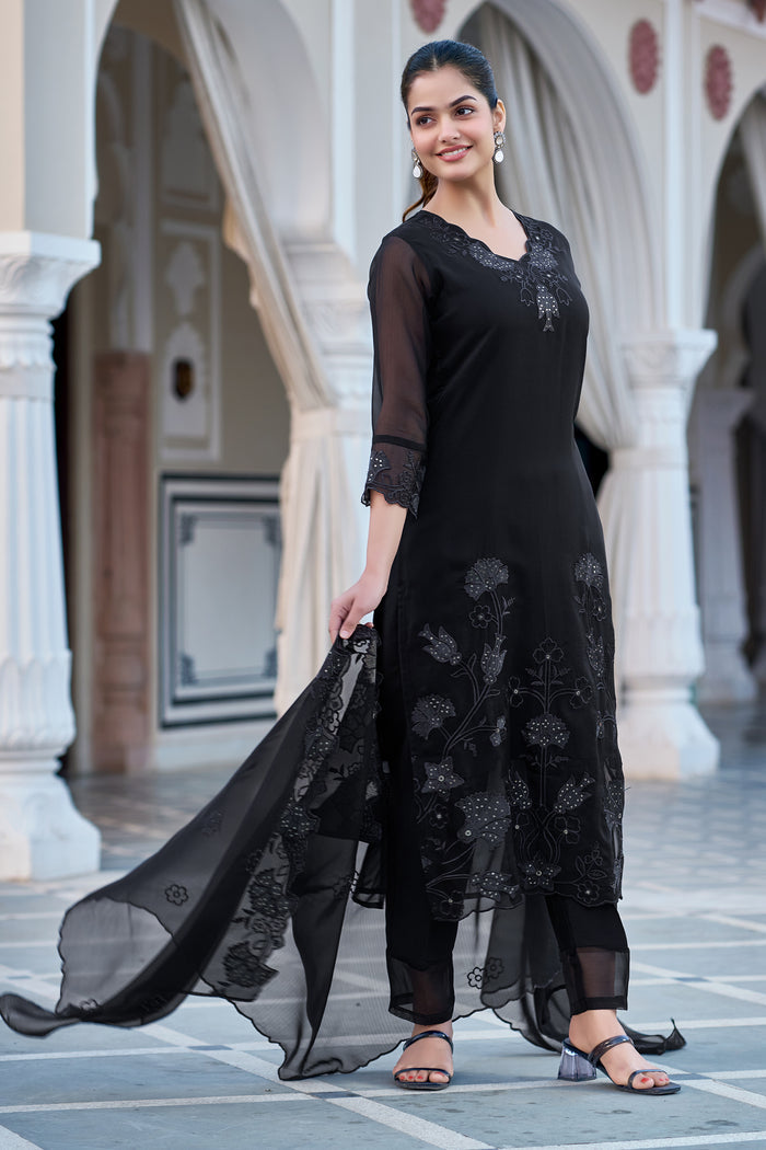 Women’s Black  Fox Blooming Georgette Embroidered Kurta Set