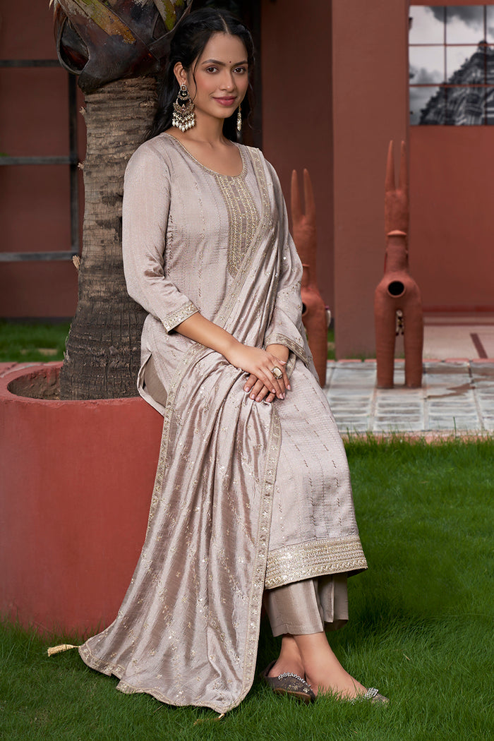 Elegant Vichitra Silk Kurta Set with Intricate Embroidery
