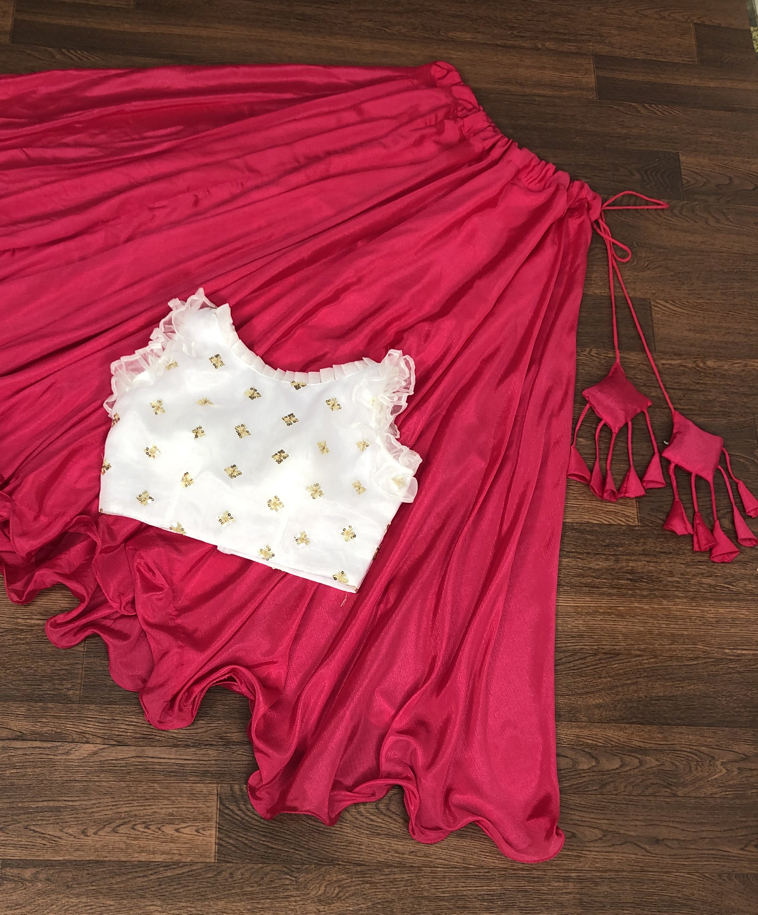 Graceful Chinnon Pink Lehenga with 8.5 Mtr Flair & Organza Sequins Blouse – Full Stitched Set (Adjustable Size 38"–42")