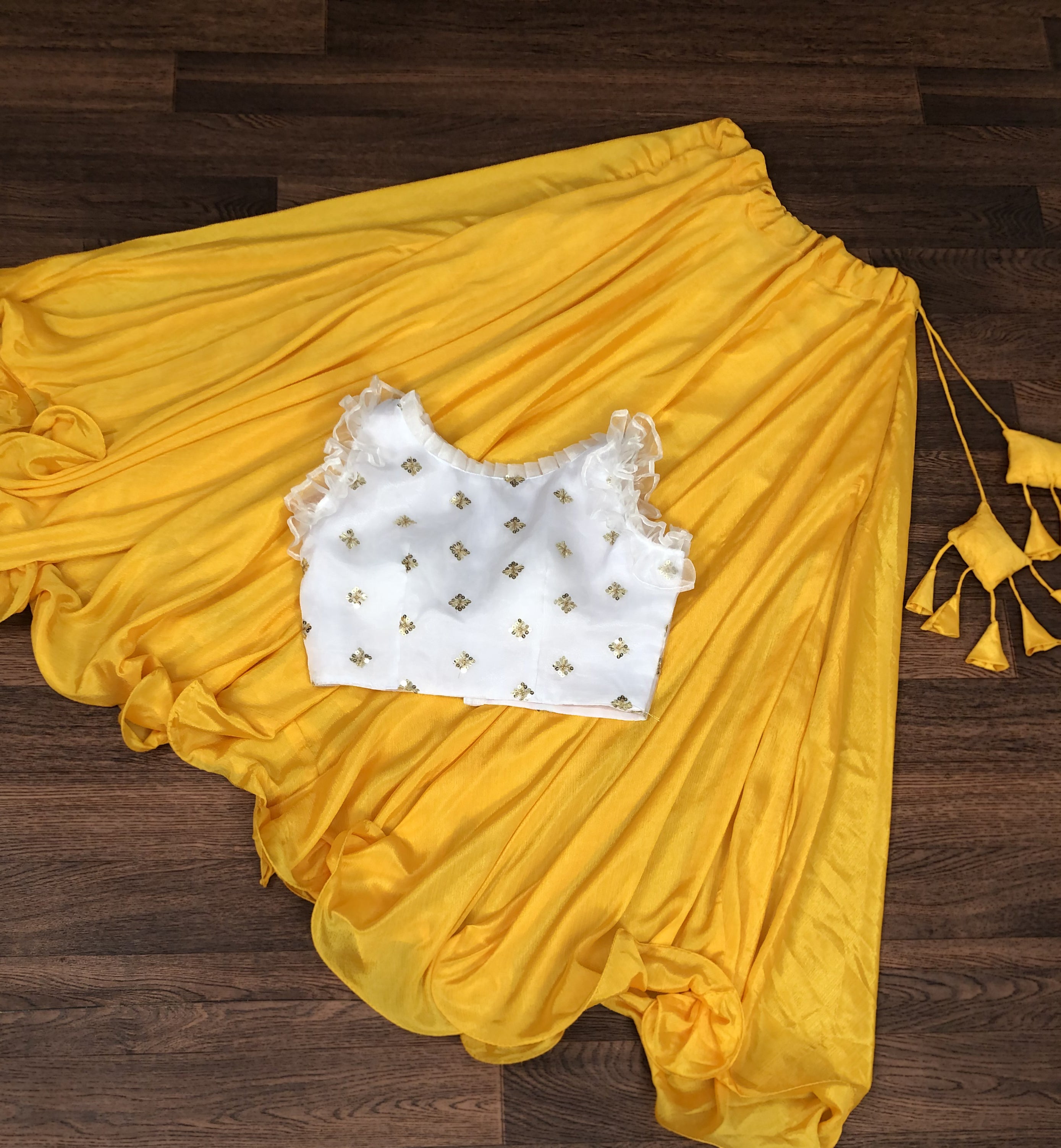 Graceful Chinnon Yellow Lehenga with 8.5 Mtr Flair & Organza Sequins Blouse – Full Stitched Set (Adjustable Size 38"–42")