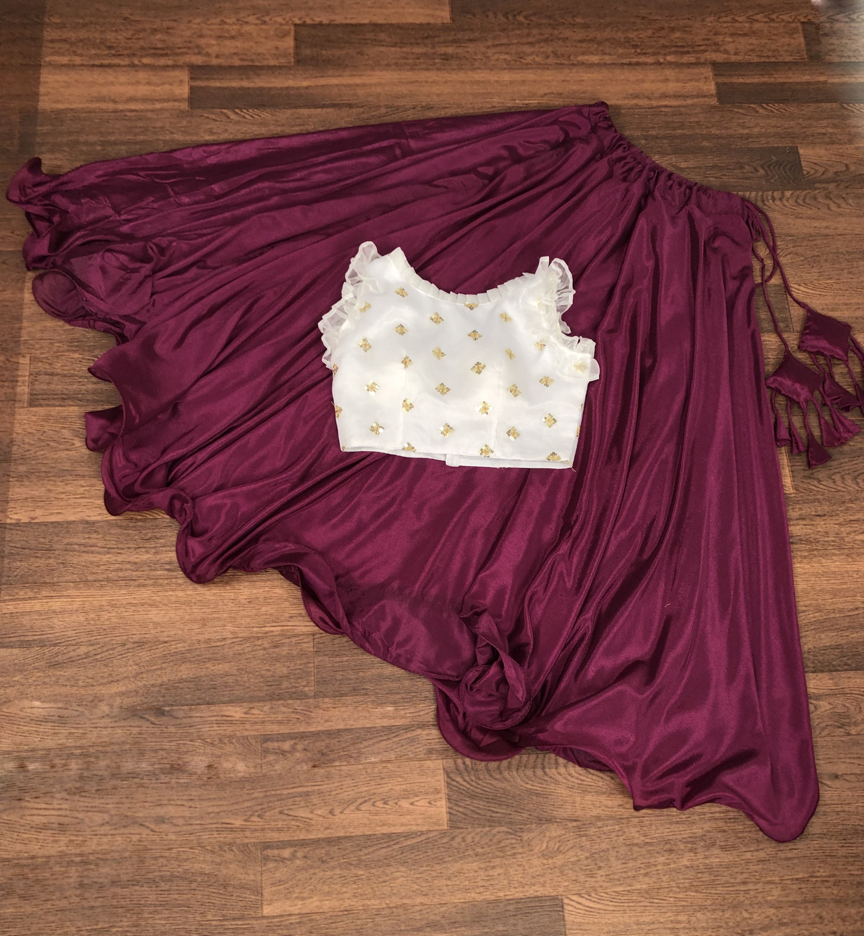 Graceful Chinnon Wine Lehenga with 8.5 Mtr Flair & Organza Sequins Blouse – Full Stitched Set (Adjustable Size 38"–42")
