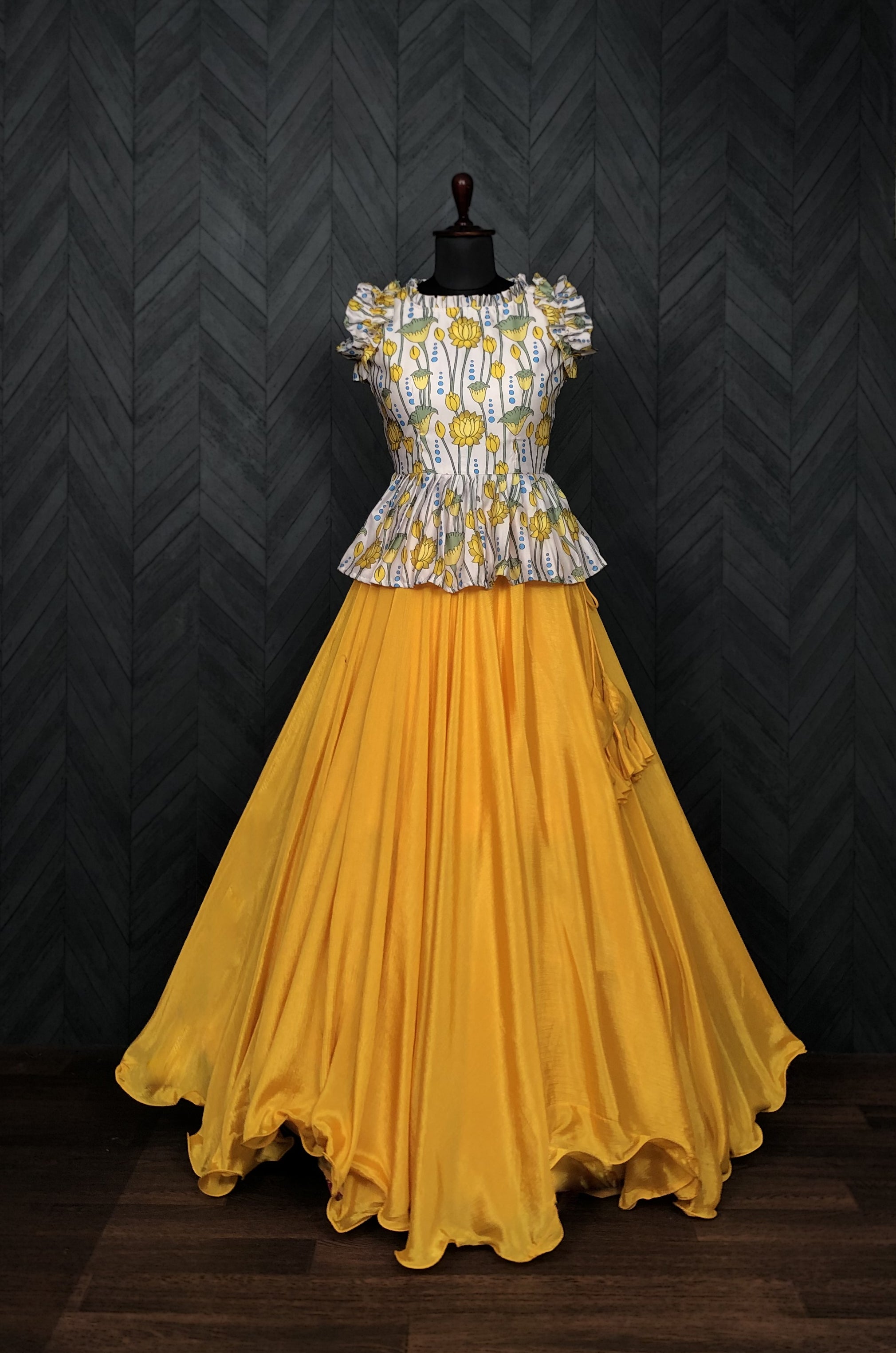 Grand Chinnon Yellow Lehenga with 8.5 Mtr Flair & Kalamkari Peplum Blouse – Full Stitched Set (Adjustable Size 38”–44”)