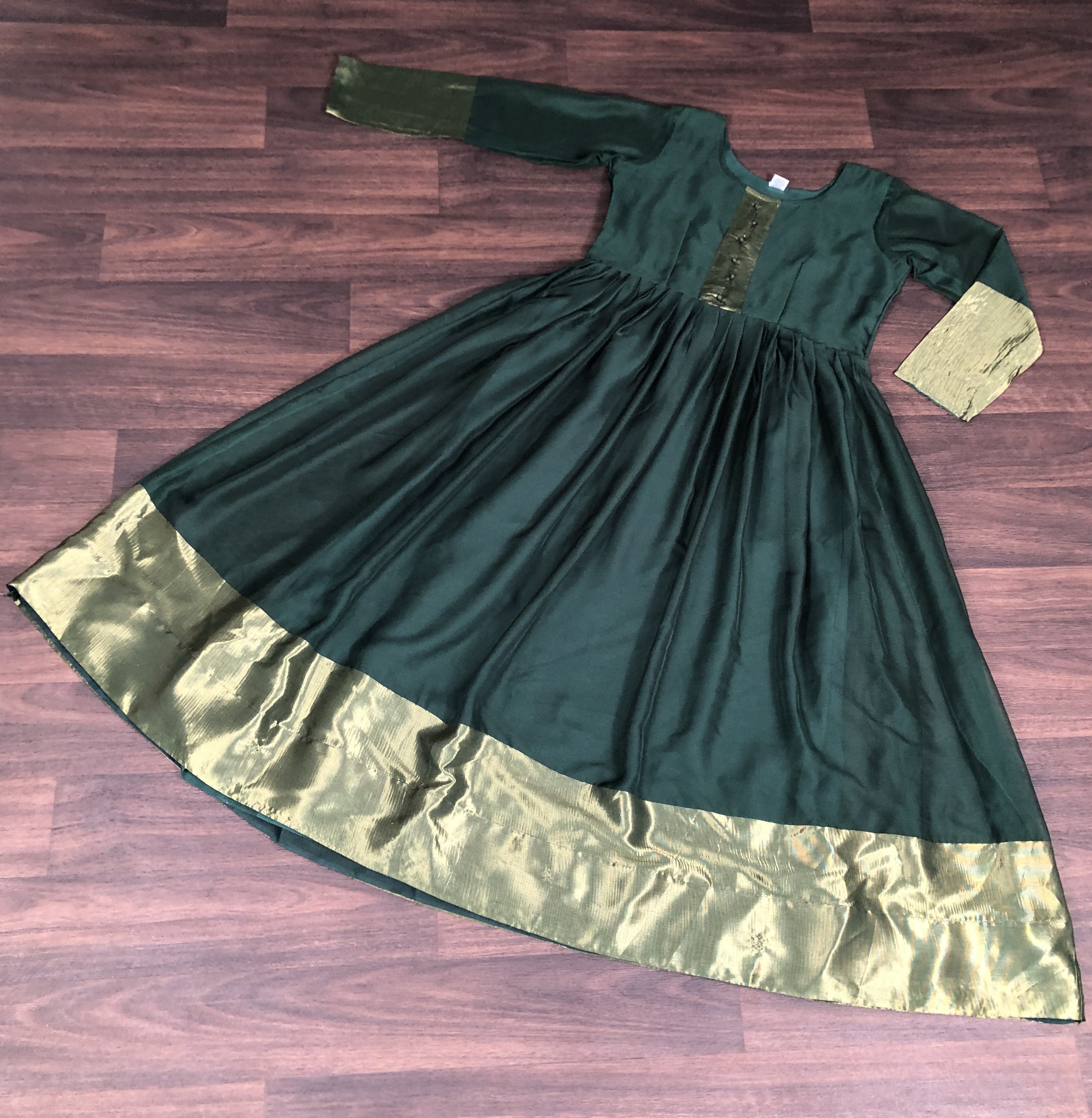 Elegant Chiffon Green Gown with Golden Zari Patta – Full Sleeves | 4 Colors | Sizes S to XXL