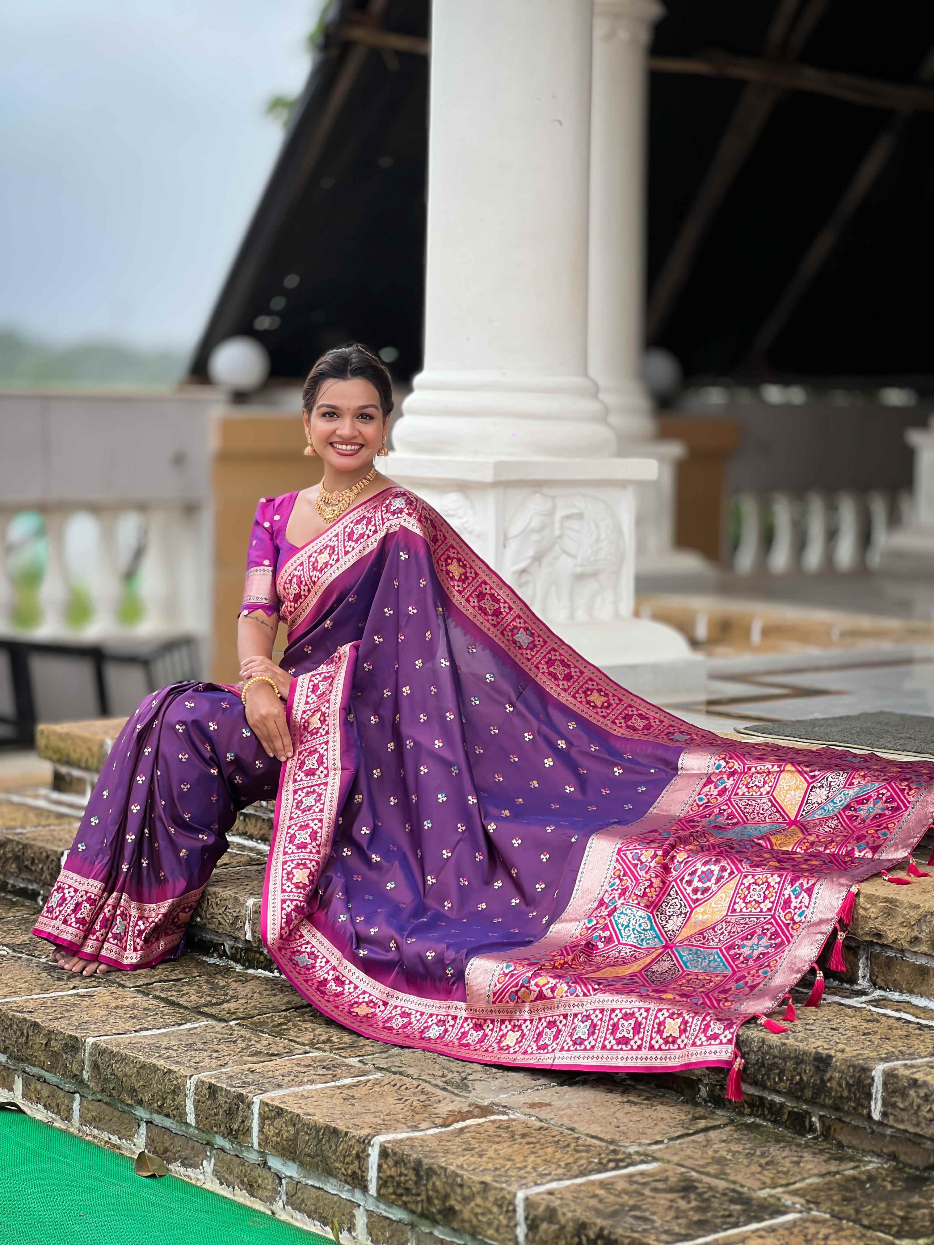 Magenta Soft Banarasi Silk Saree with Meenakari Zari Weaving & Contrast Border