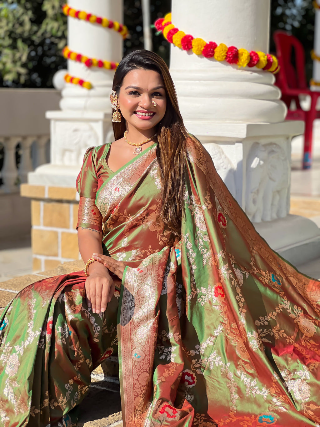 Mahendi Varni Fabrics Women Floral Banarasi Silk Woven Saree comes With Matching Blouse
