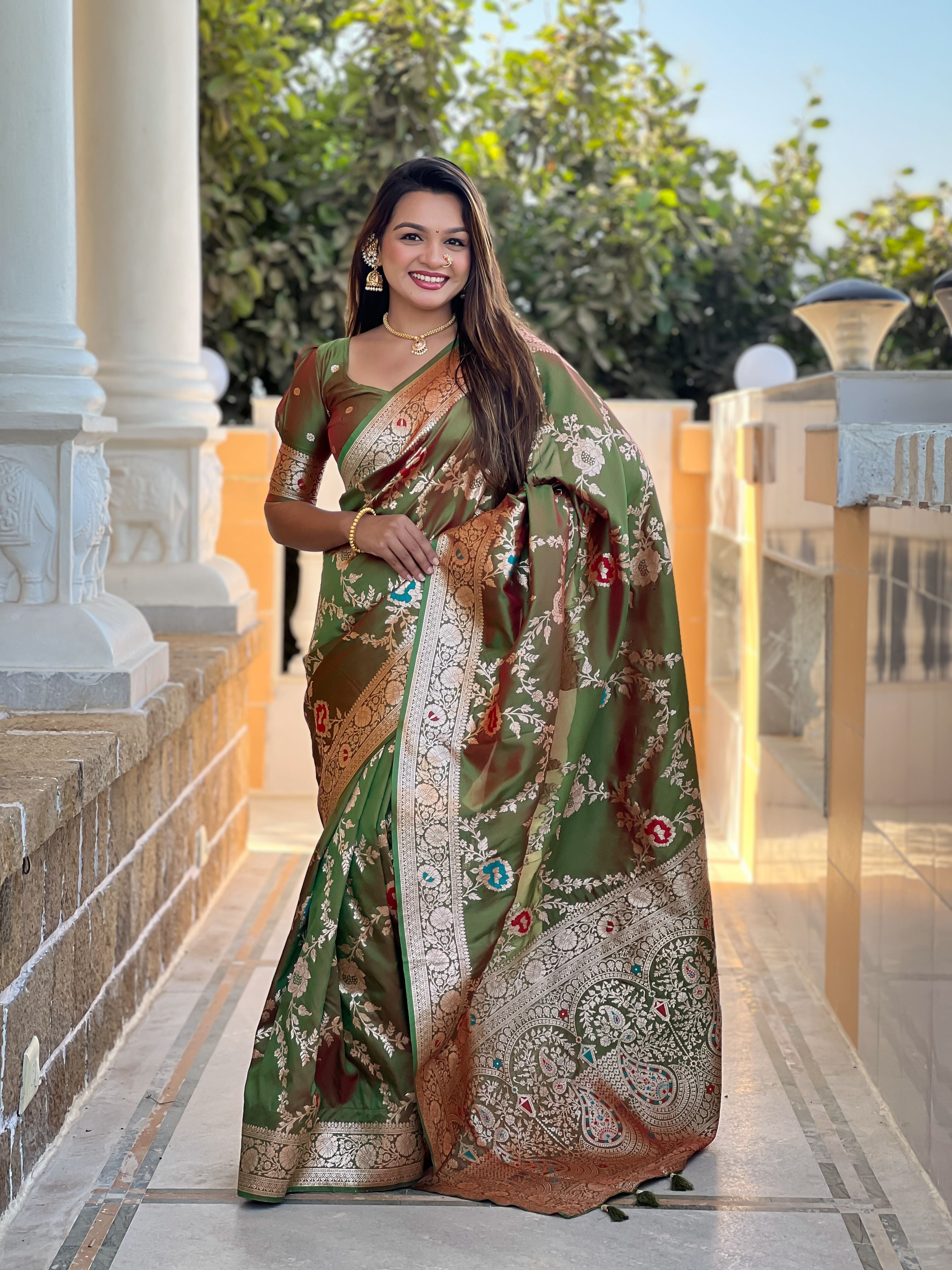 Mahendi Varni Fabrics Women Floral Banarasi Silk Woven Saree comes With Matching Blouse