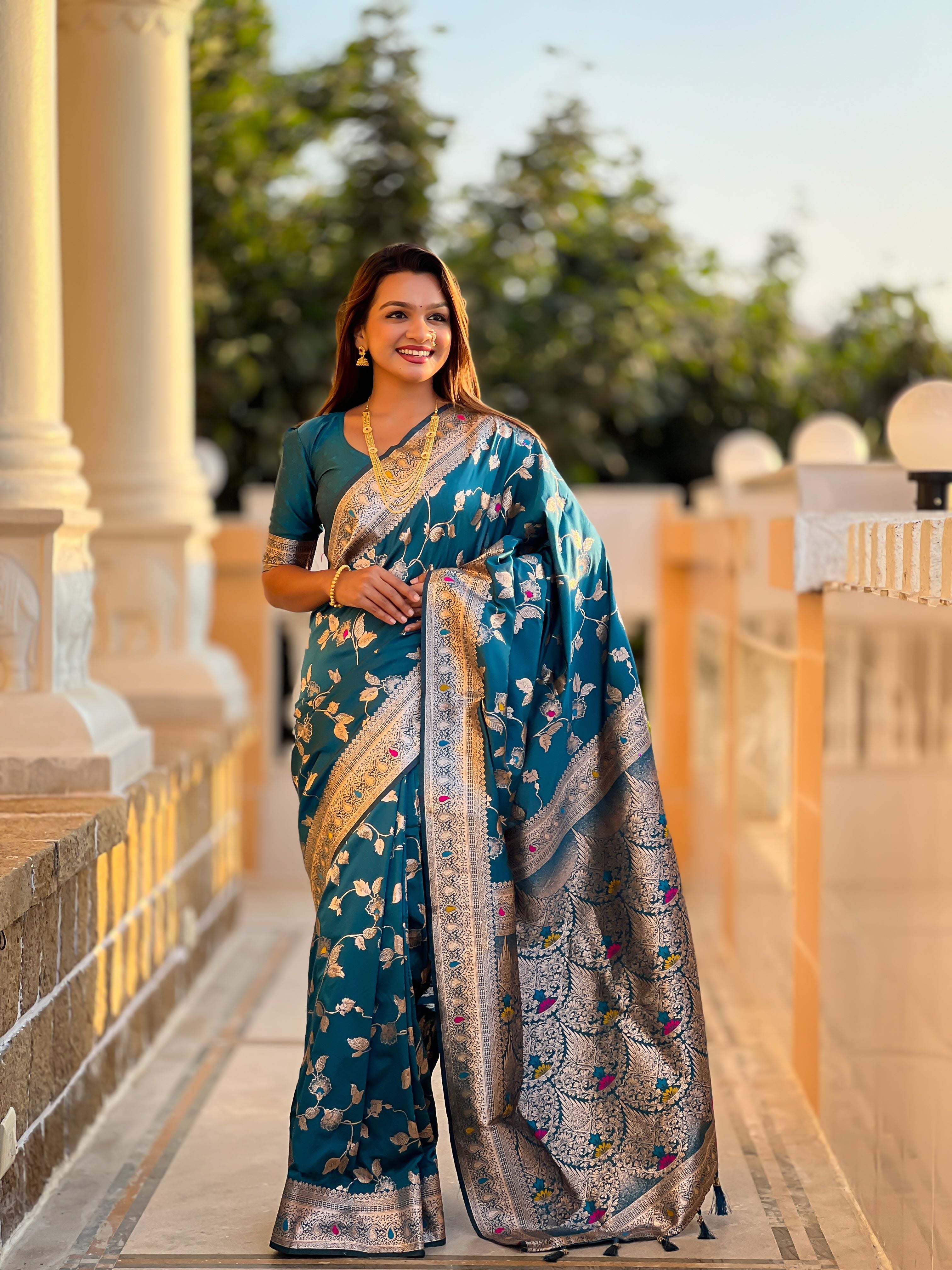 Morpeach Varni Fabrics Women's Traditional Banarasi Silk Saree with Woven Design & Blouse