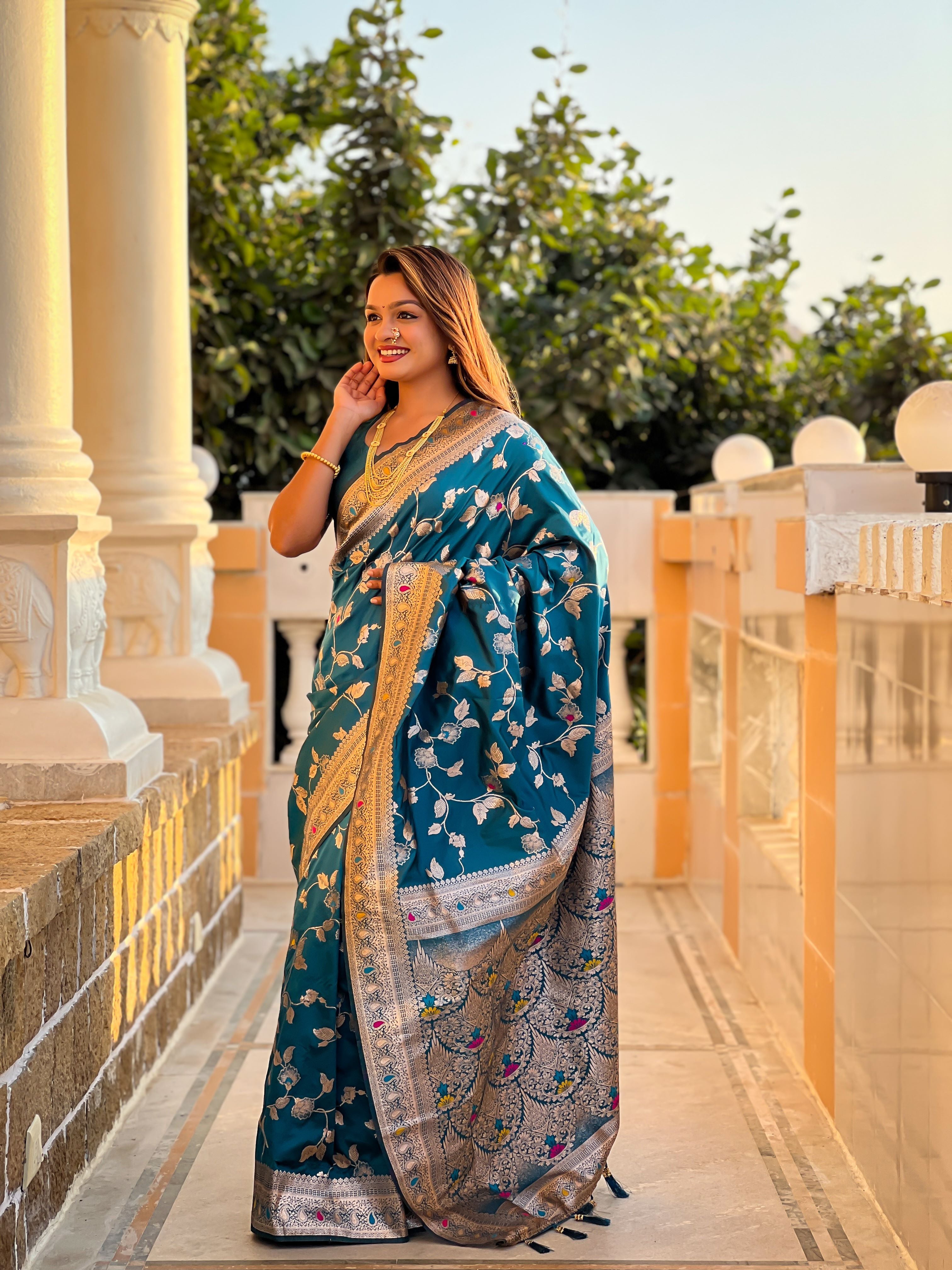 Morpeach Varni Fabrics Women's Traditional Banarasi Silk Saree with Woven Design & Blouse