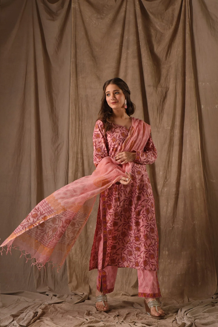 Women’s Peach Ethnic Roman Linen Slub Suit Set with Embroidery