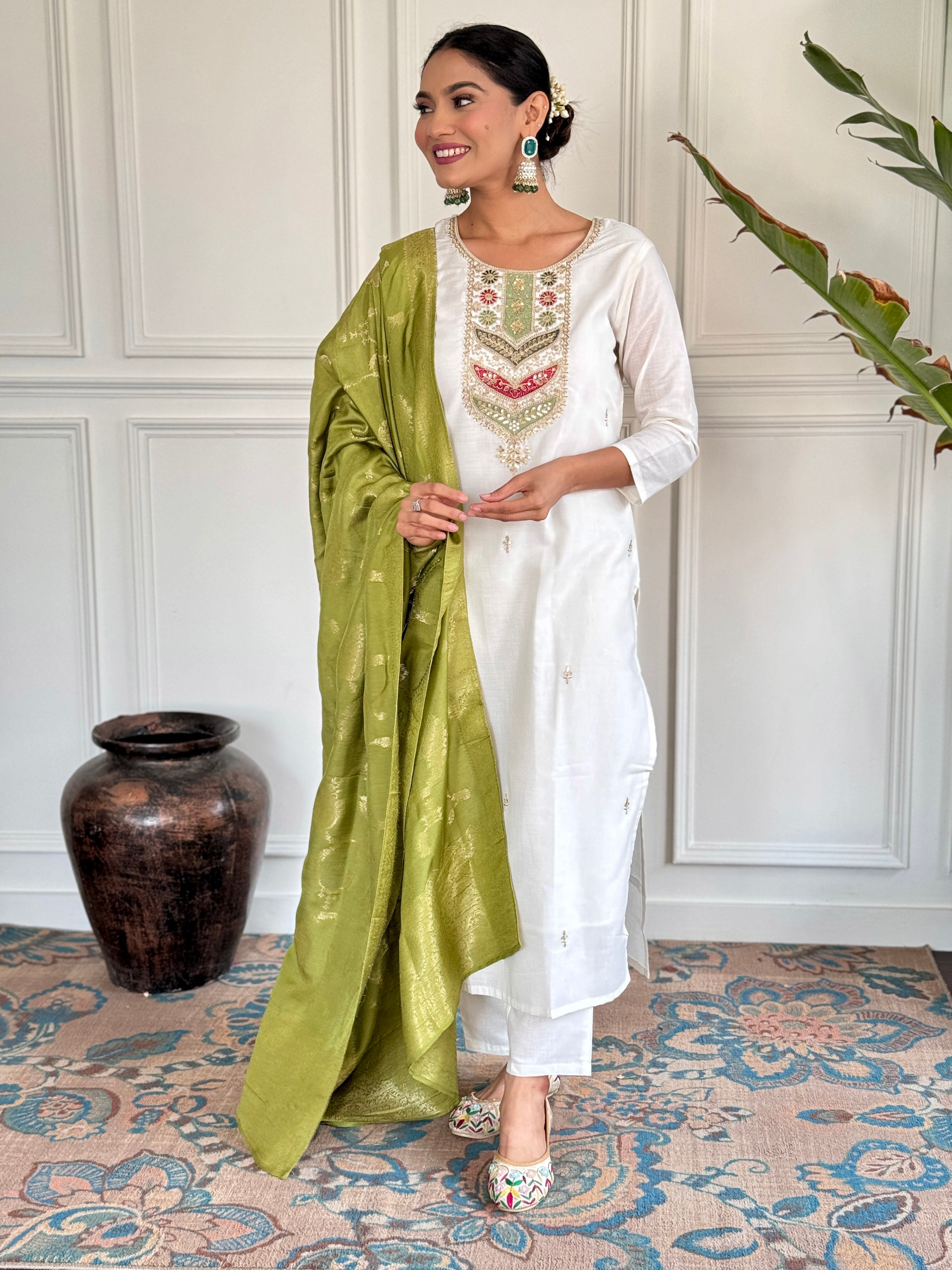Women’s Green Viscose Blend Embroidered Straight Kurta Set with Pant & Jacquard Silk Dupatta